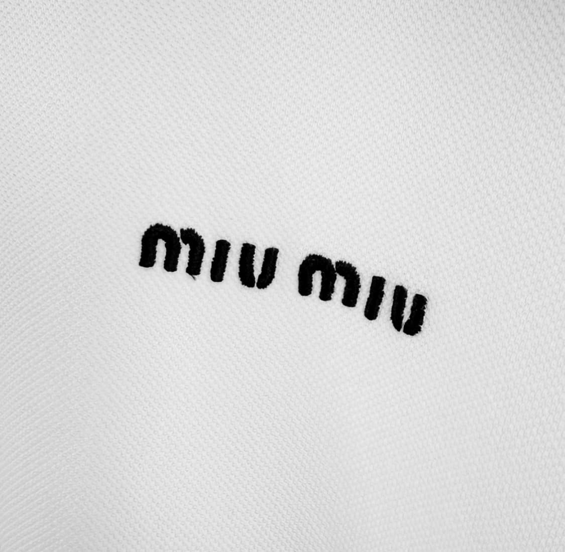 [XL] 미우미우 24ss 폴로 PK 반팔 티셔츠 화이트 MJN535 상품이미지5