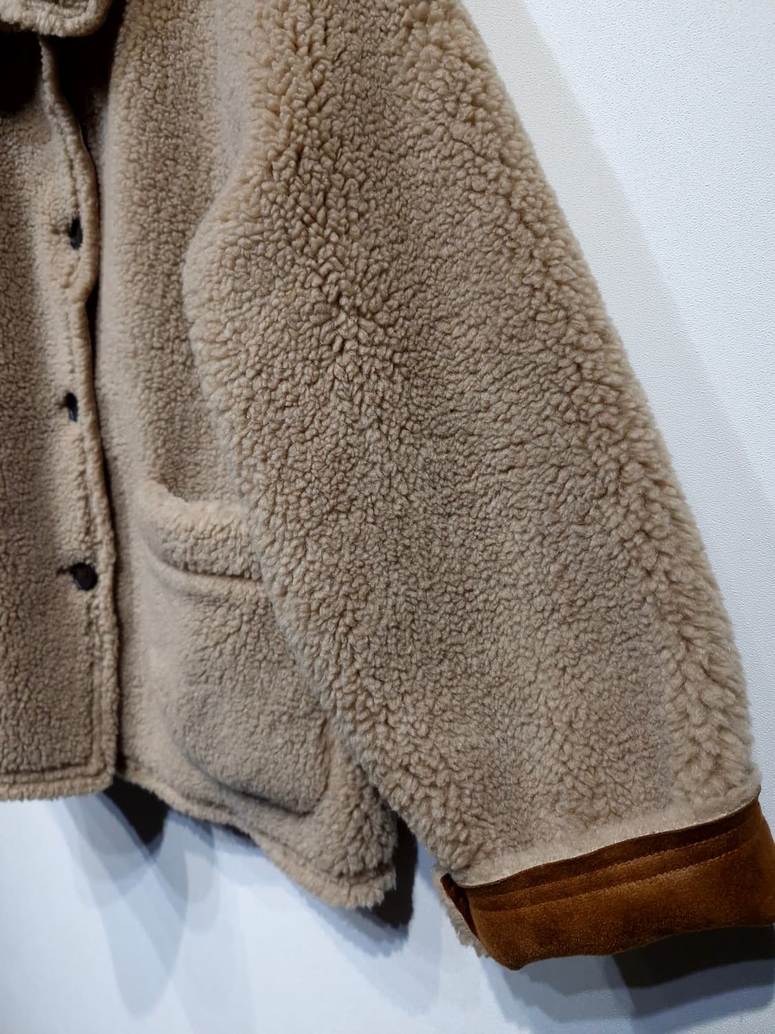 BMUSE 비뮤즈 베어무스탕 모카베이지[S] 상품이미지7