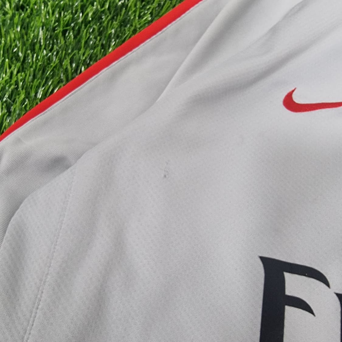 17-18시즌 파리생제르망 나이키 드릴탑 상품이미지7