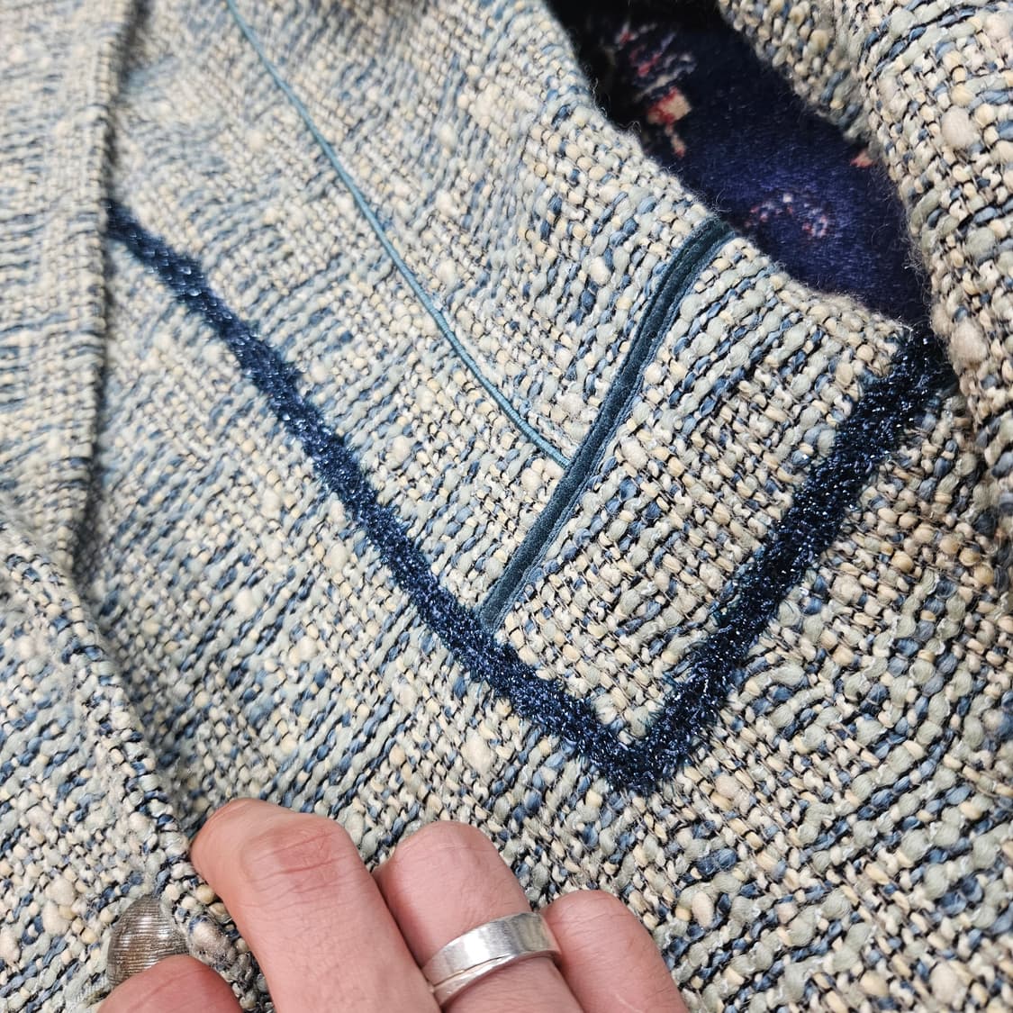 미샤(MICHAA) 사이즈 펄 원버튼 트위드 자켓  상품이미지4