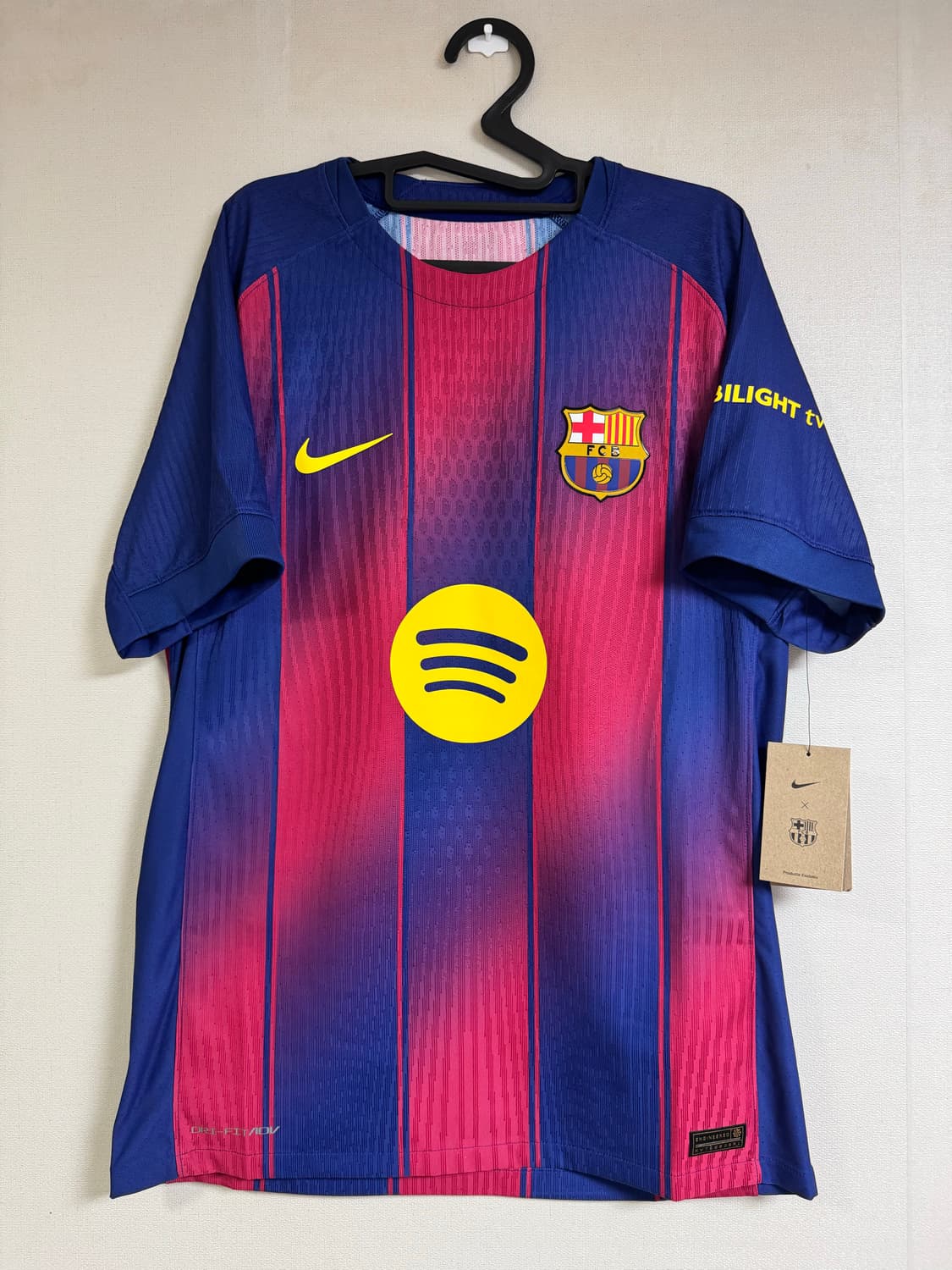 25-26 바르셀로나 어센틱 정품 유니폼 M 상품이미지1