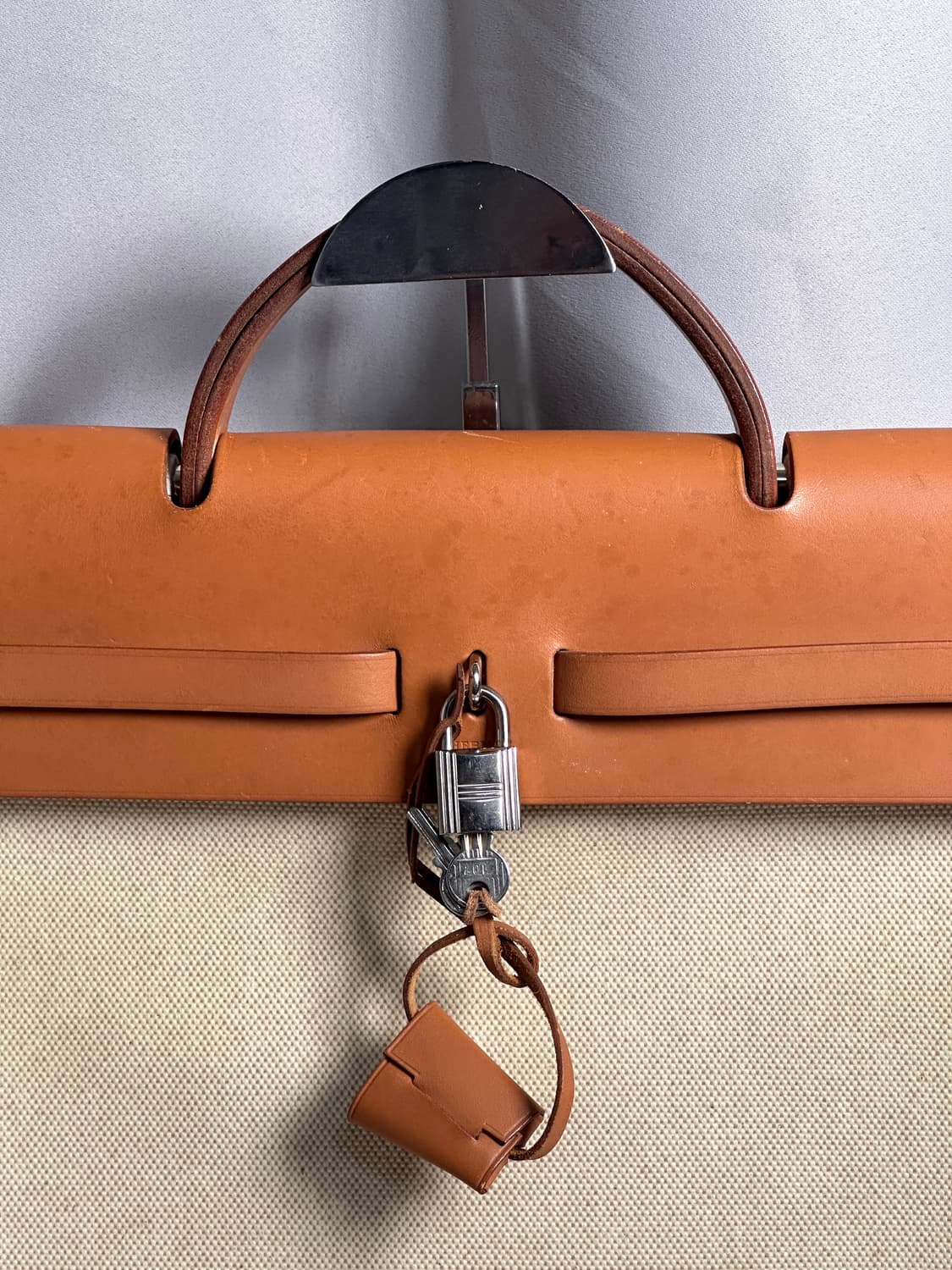 에르메스 에르백 카빈 39 베이지 & 내추럴 가죽 상품이미지4