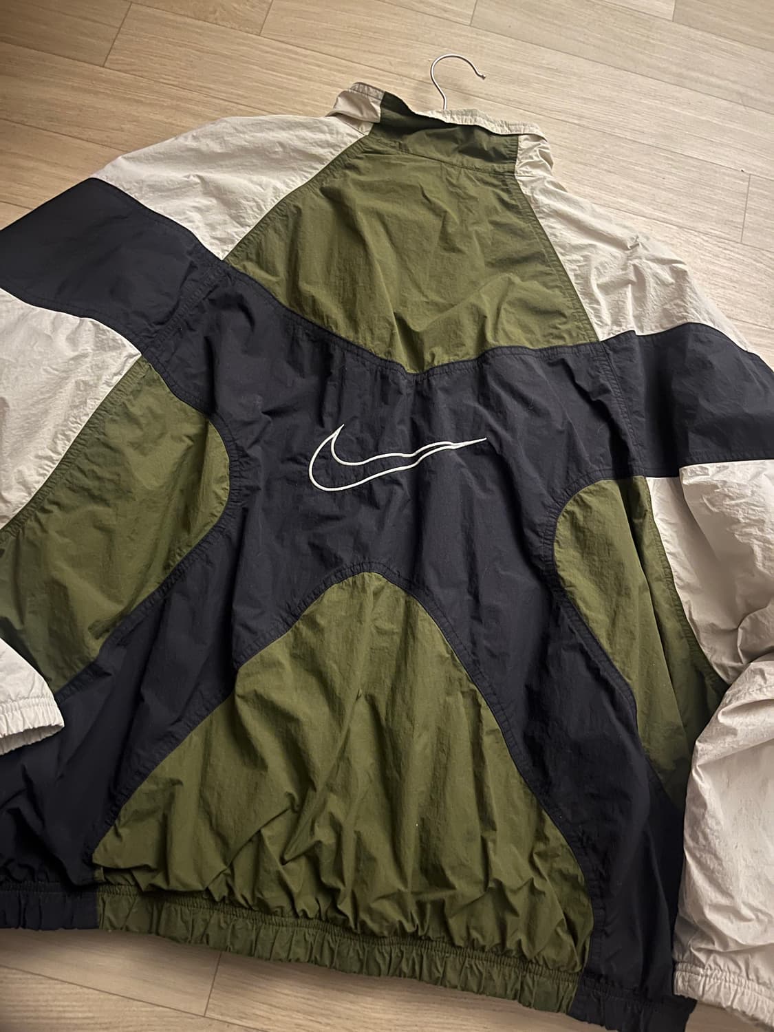 나이키 빈티지 바람막이 상품이미지2
