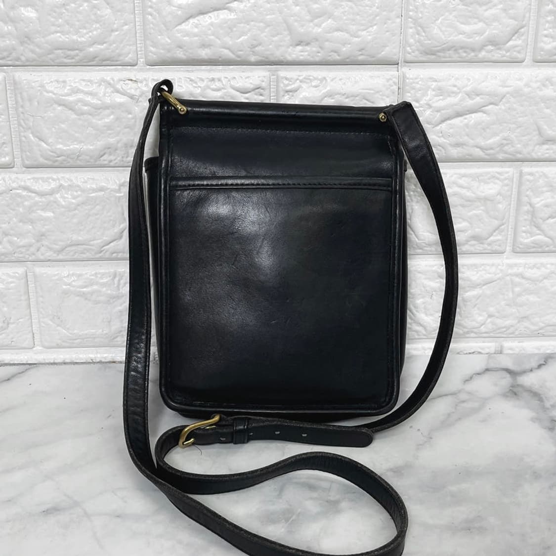 Old Coach Small Flap Crossbody Bag 상품이미지3