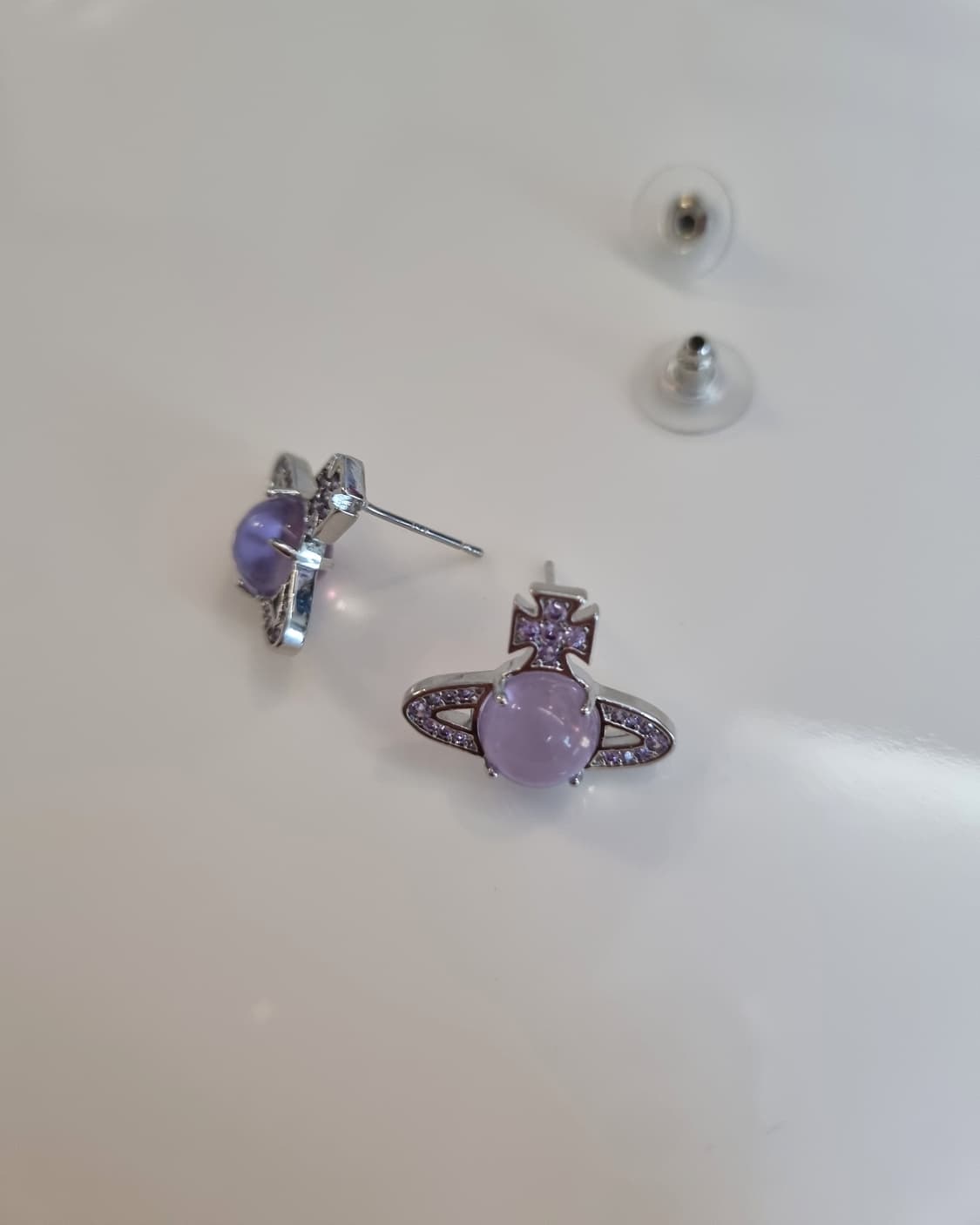 비비안웨스트우드 업사이클링 퍼플볼 귀걸이 상품이미지3