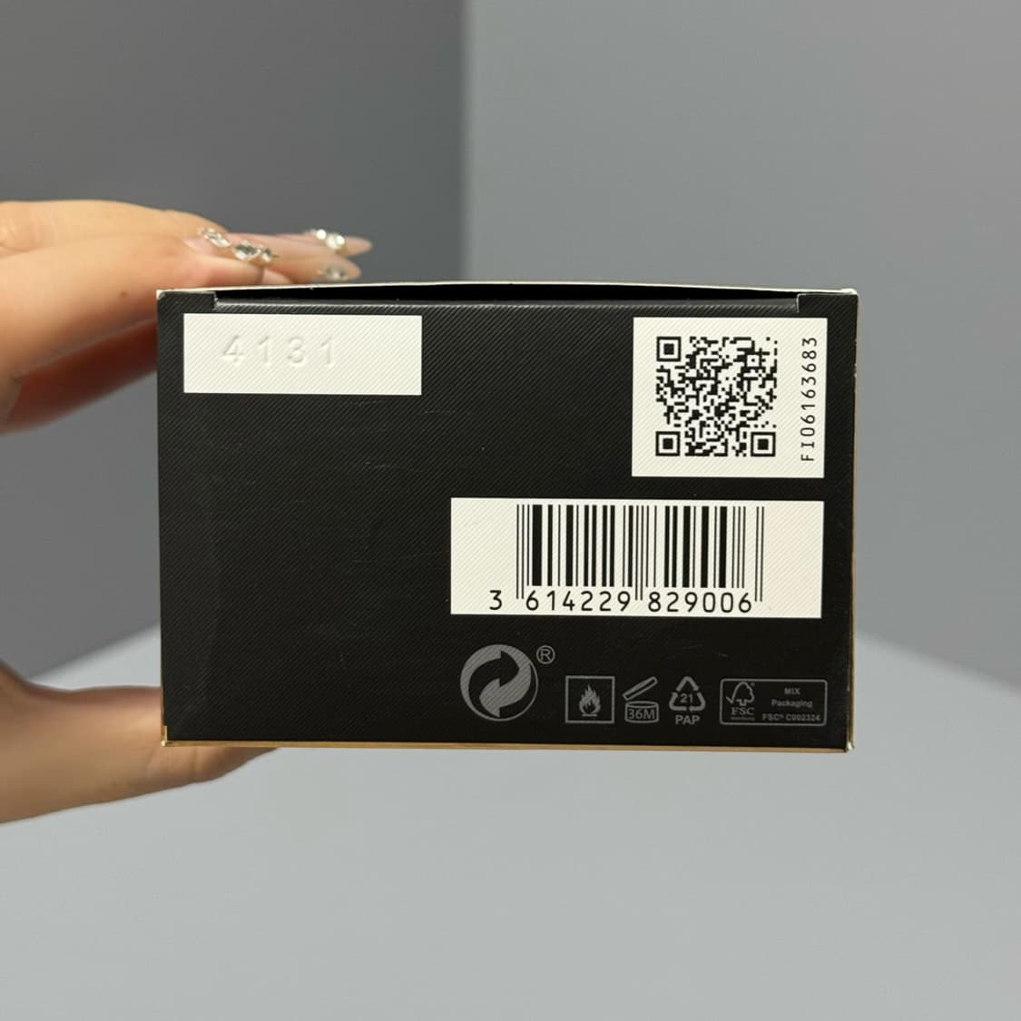 버버리 블랙 향수 90ml 상품이미지3