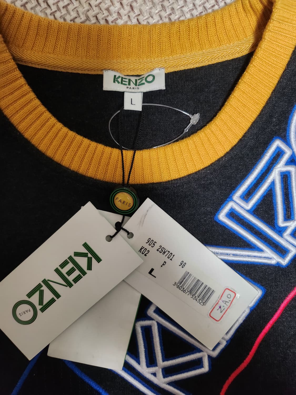 겐조 블랙/옐로우 맨투맨 티셔츠 상품이미지3