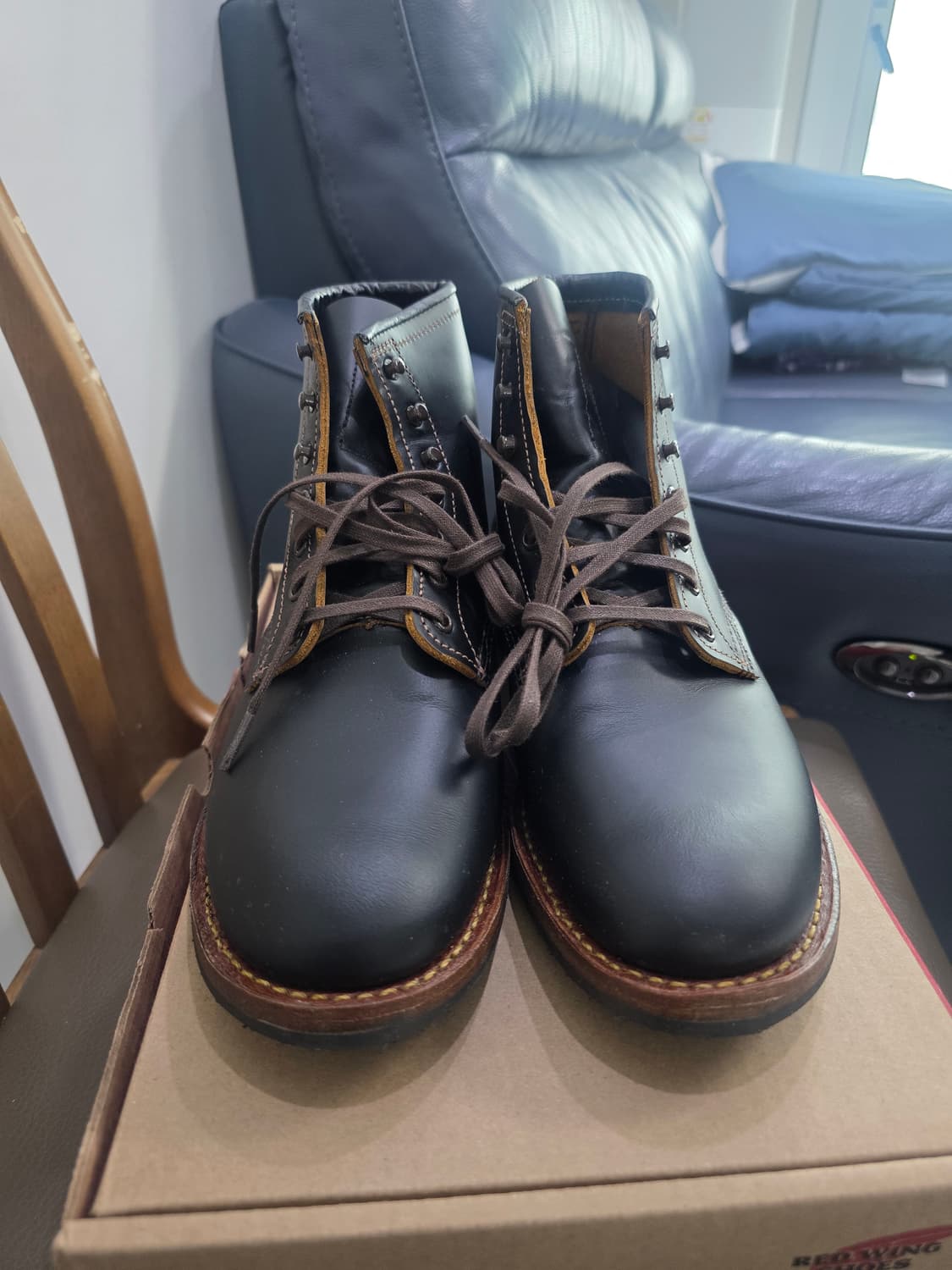 레드윙 벡맨 9060 플랫박스 부츠 8D(260) 상품이미지2