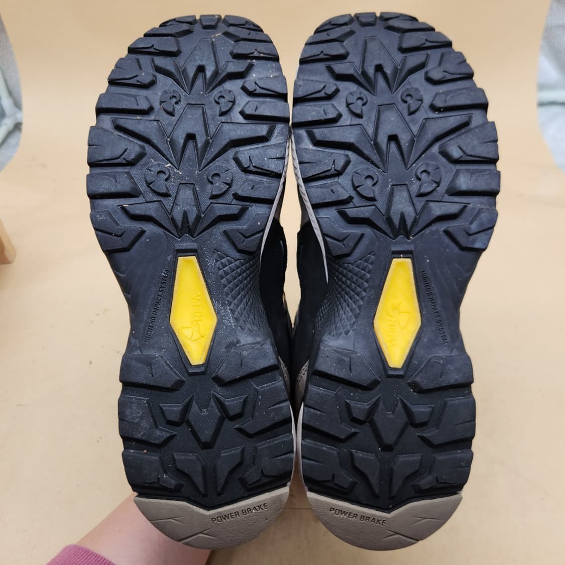 네파 체레토 고어텍스 등산화 275 상품이미지3