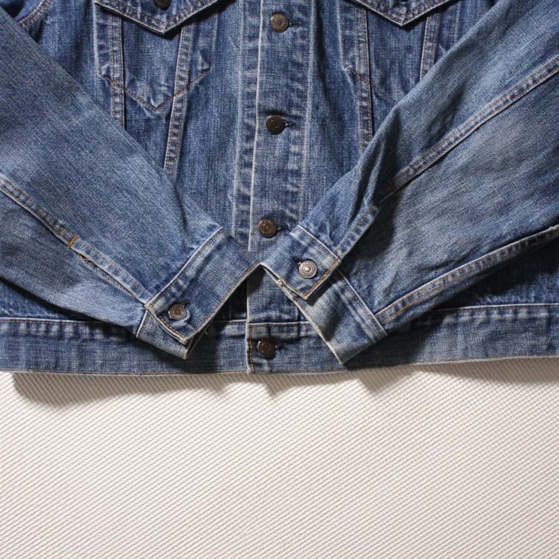 90's Levi’s 리바이스 타입3 트러커 데님 자켓 다크워싱 L035 상품이미지5