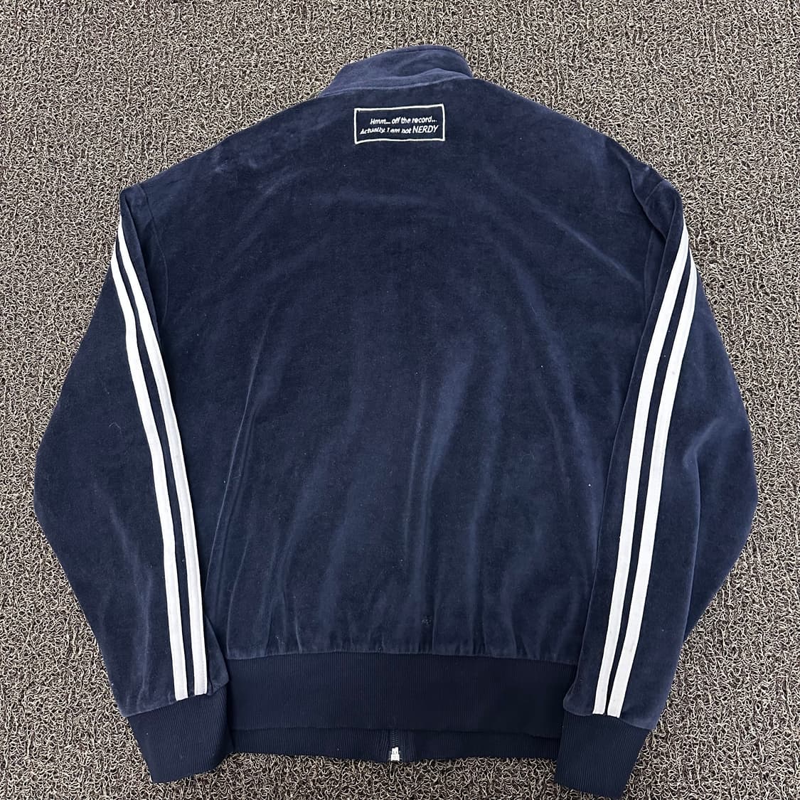 NERDY 널디 벨벳 트랙탑 집업 S 상품이미지4