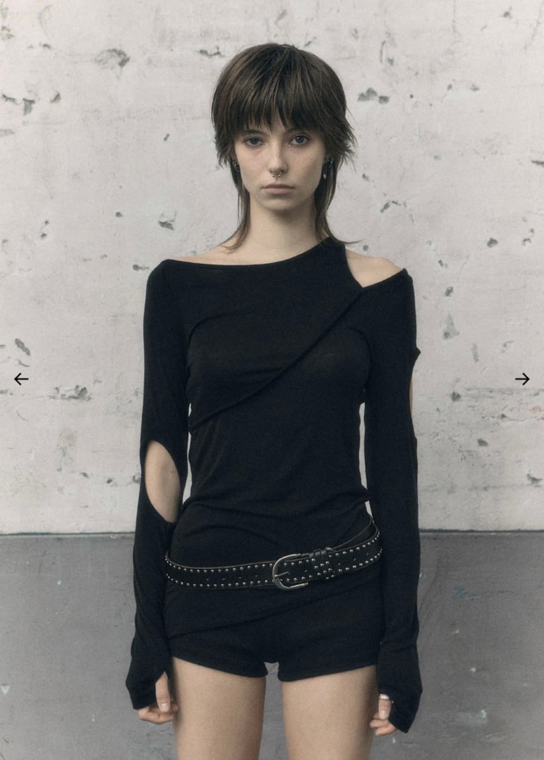 보헤미안서울 보헴서 슬리브 홀 레이어드 티 블랙 상품이미지1