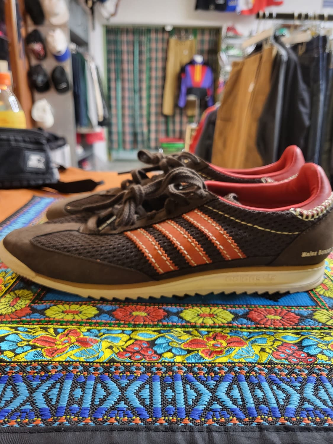 아디다스 × 웨일즈보너 SL72 니트브라운 상품이미지3