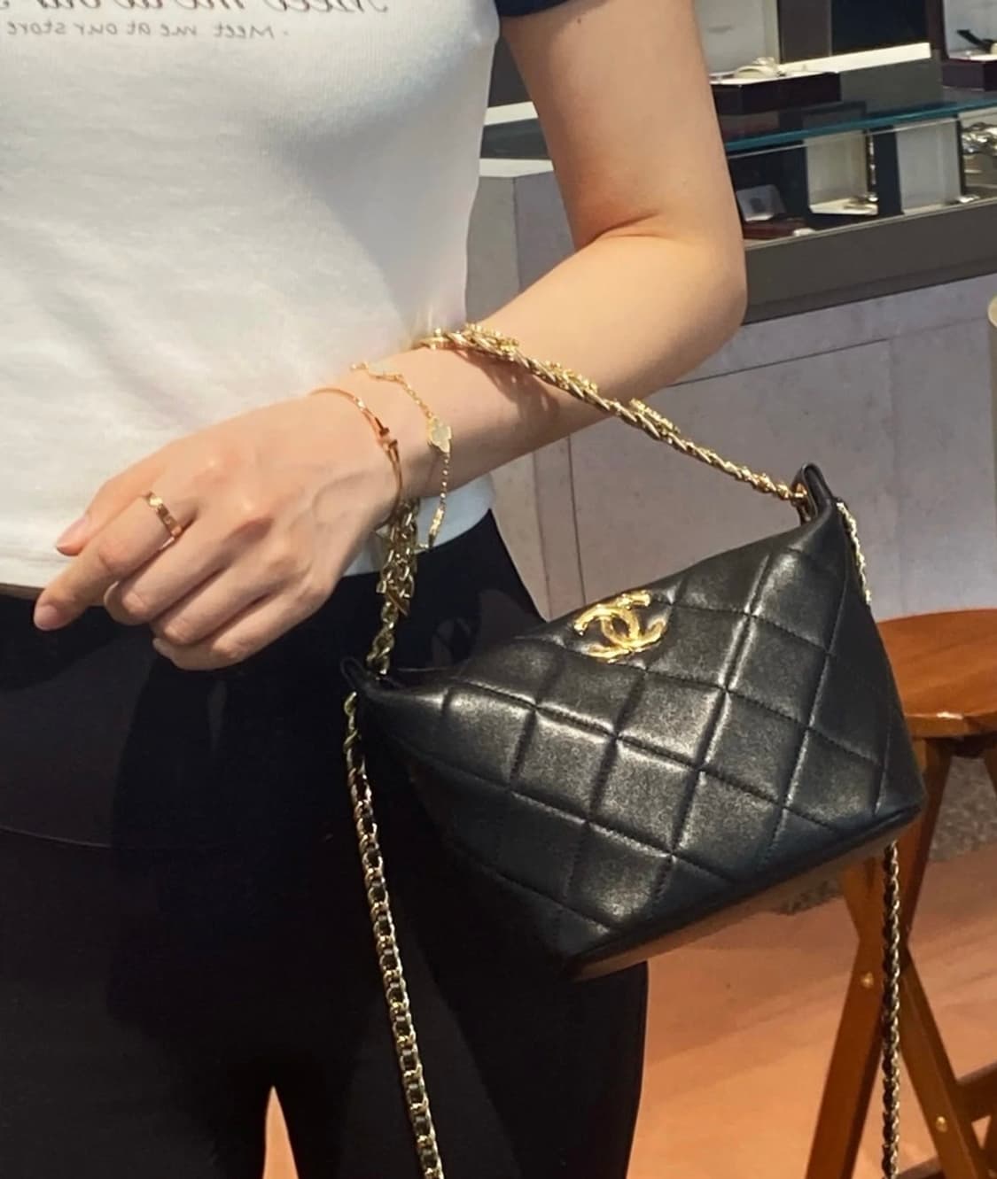 샤넬VIP 신상 CC 큐빅로고 리미티드호보백 상품이미지1