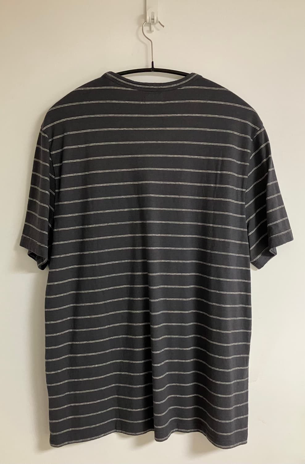 [Faherty] 파허티 스트라이프 반팔티셔츠 블랙 상품이미지3