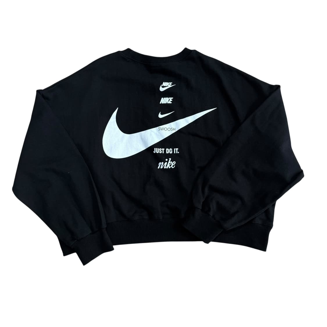 나이키 크롭맨투맨  상품이미지2