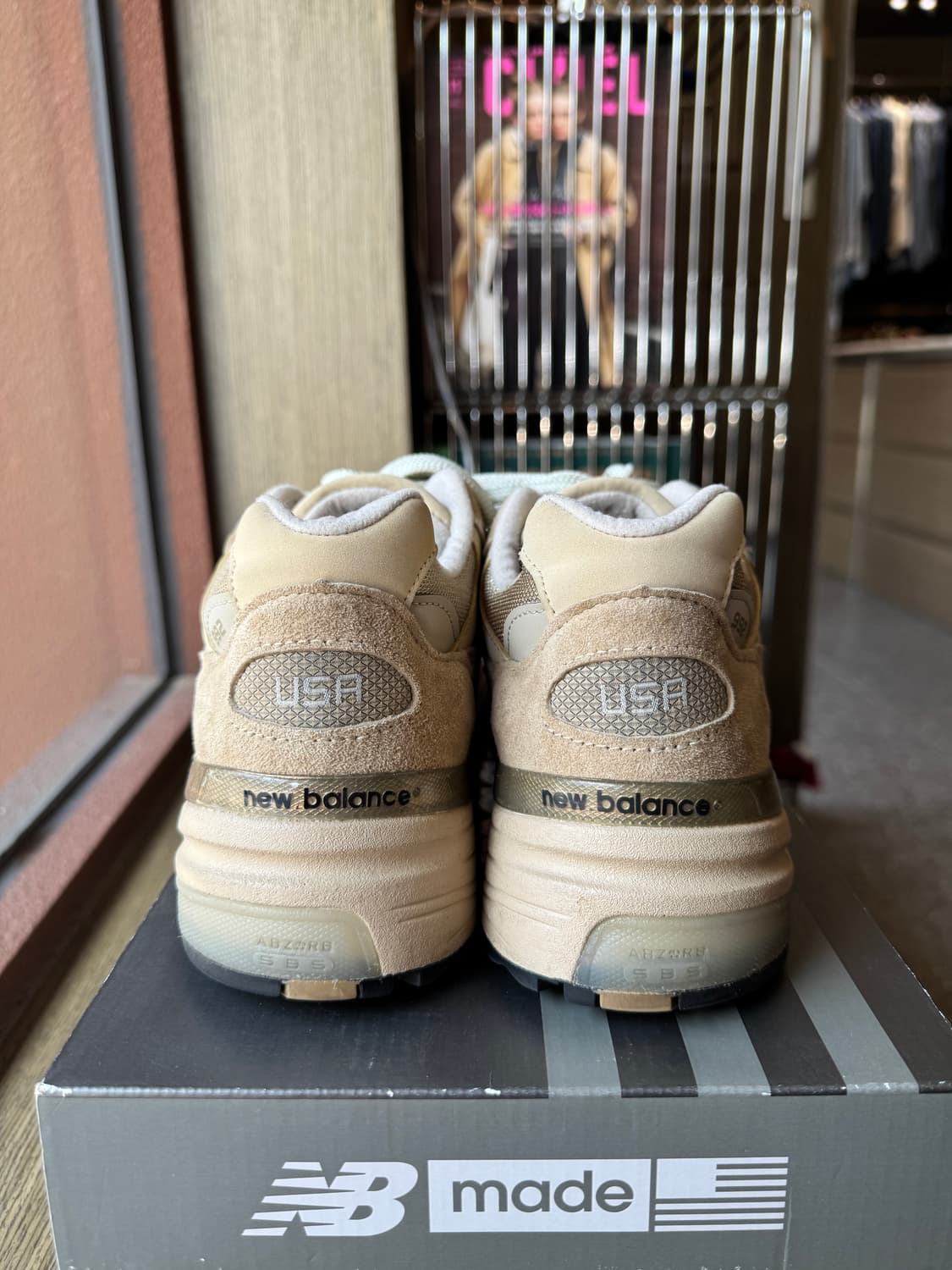 뉴발란스 992 탄 270 상품이미지4