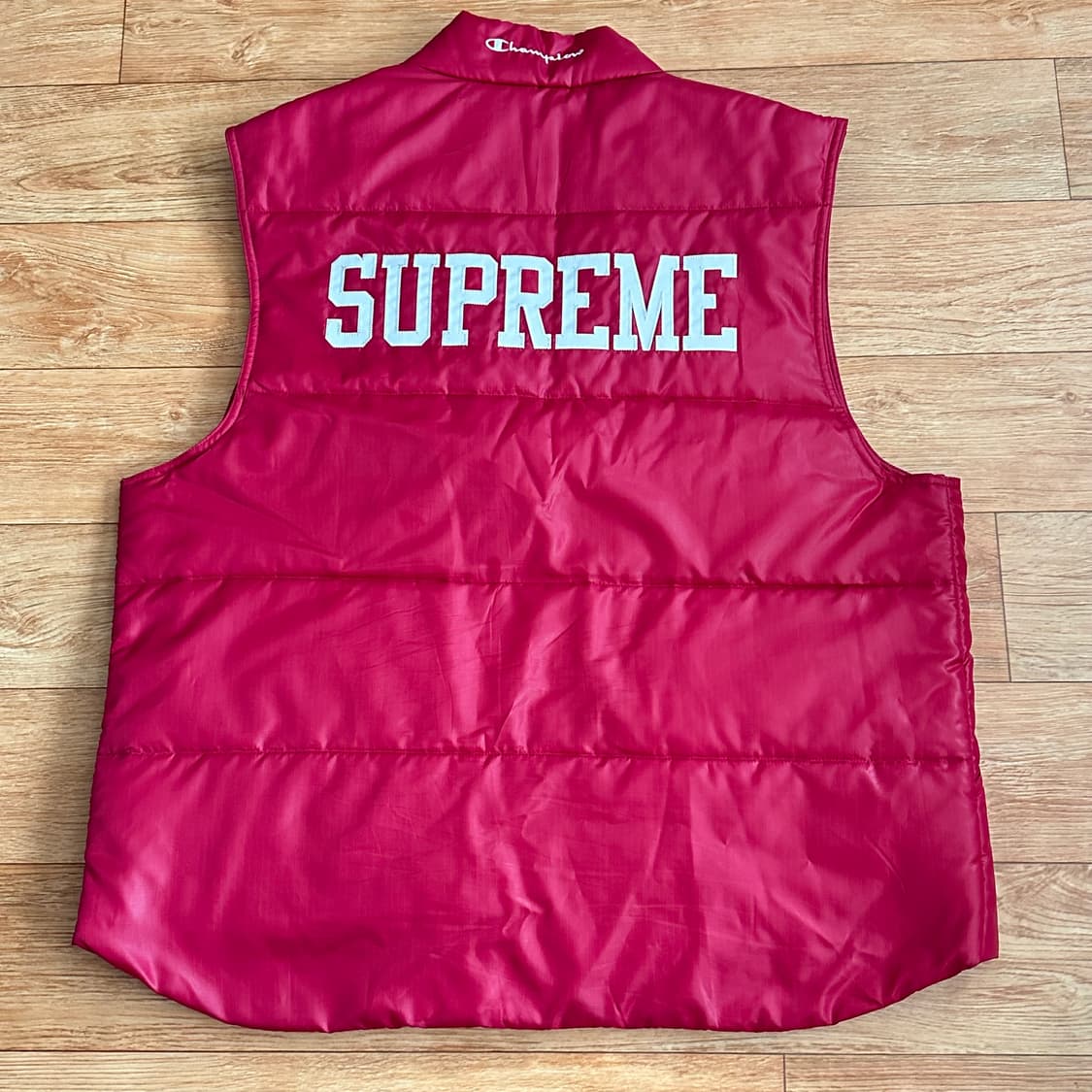슈프림 챔피언 패딩 베스트 마젠타 17SS 상품이미지2