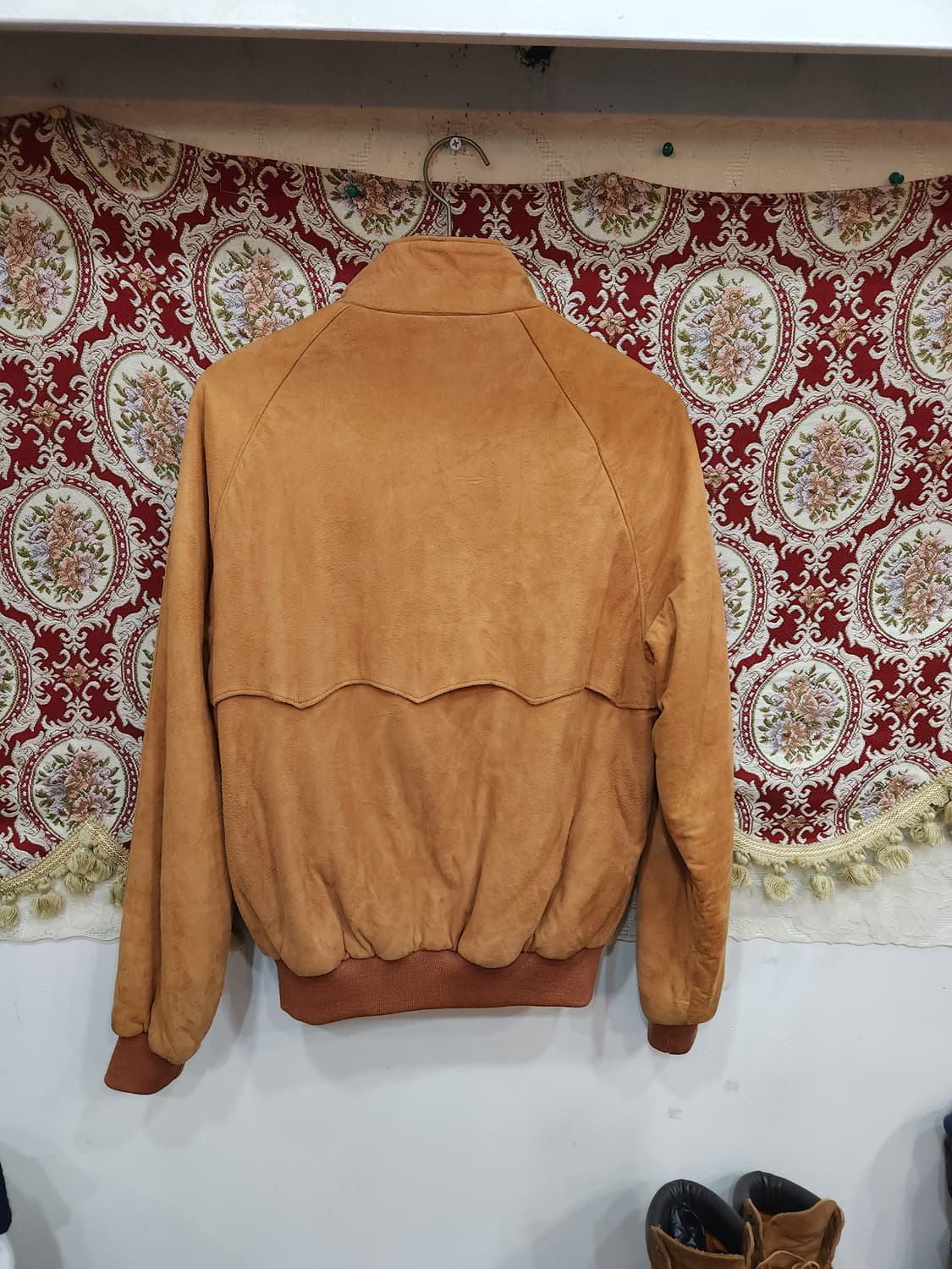 골든베어 90s 스웨이드 바라쿠타 자켓

 상품이미지9