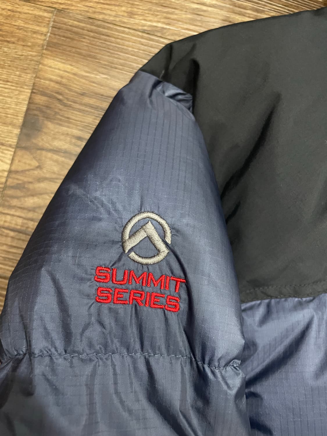 노스페이스 700 써밋 윈드스토퍼 구스다운 패딩 상품이미지4