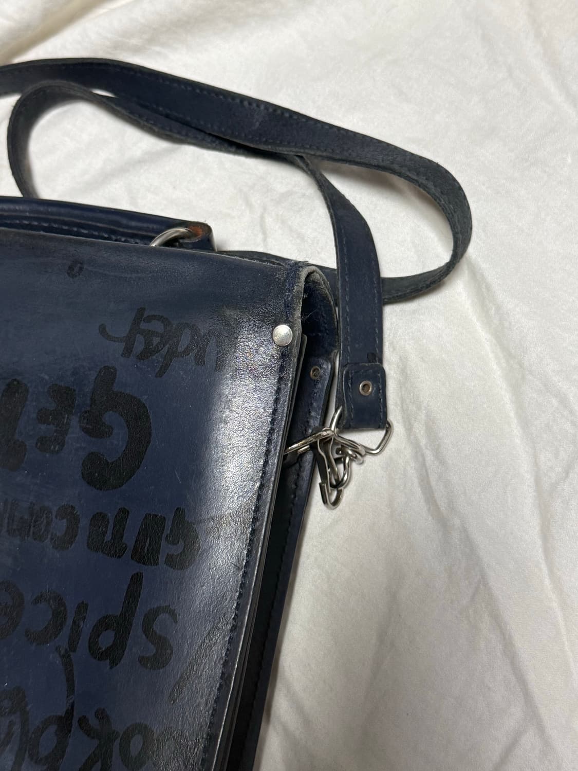 꼼데가르송 made in france 낙서 그래피티 사첼백 상품이미지6