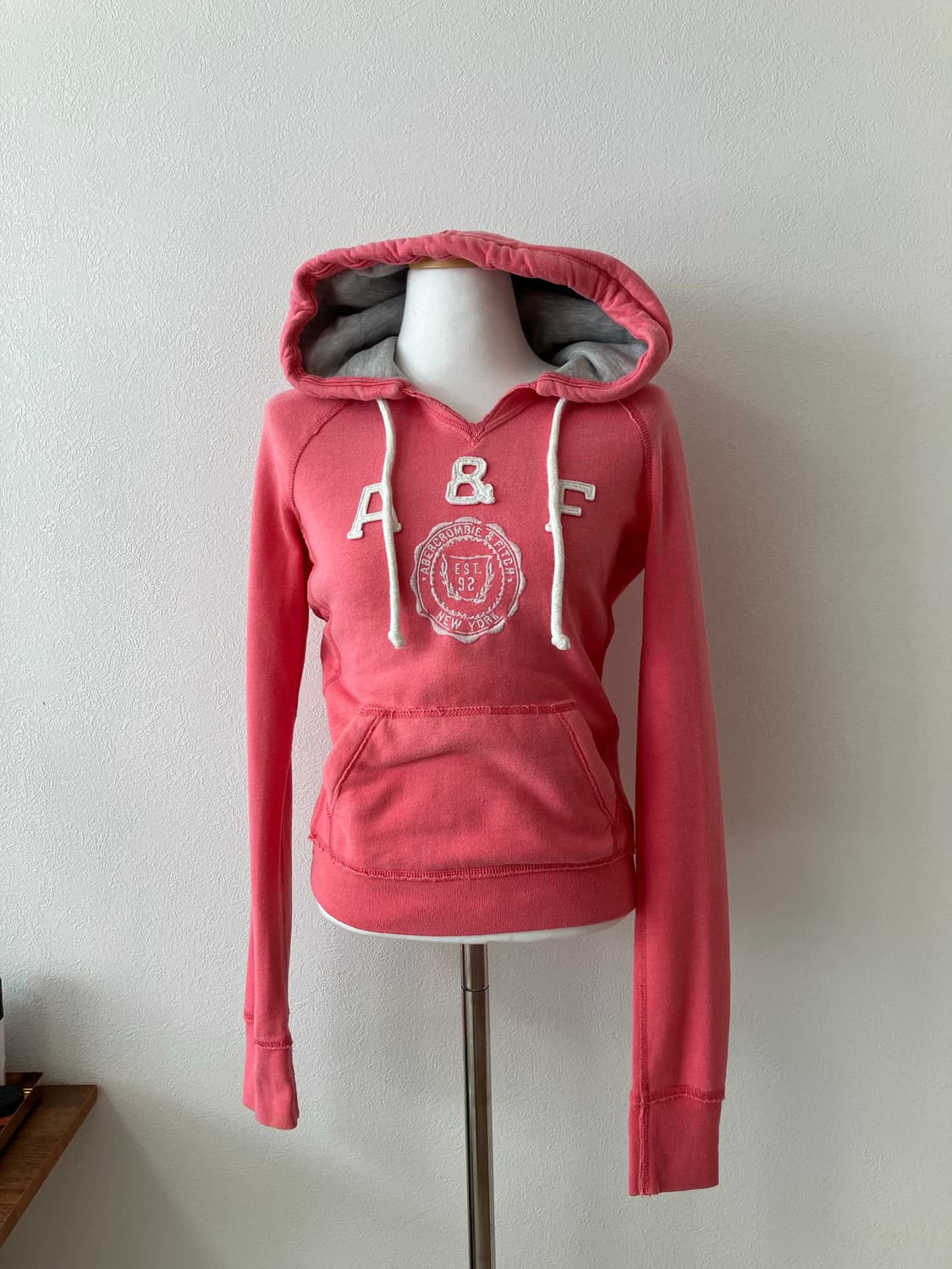 아베크롬비 핑크 후드티 xs y2k 딱붙핏 상품이미지1