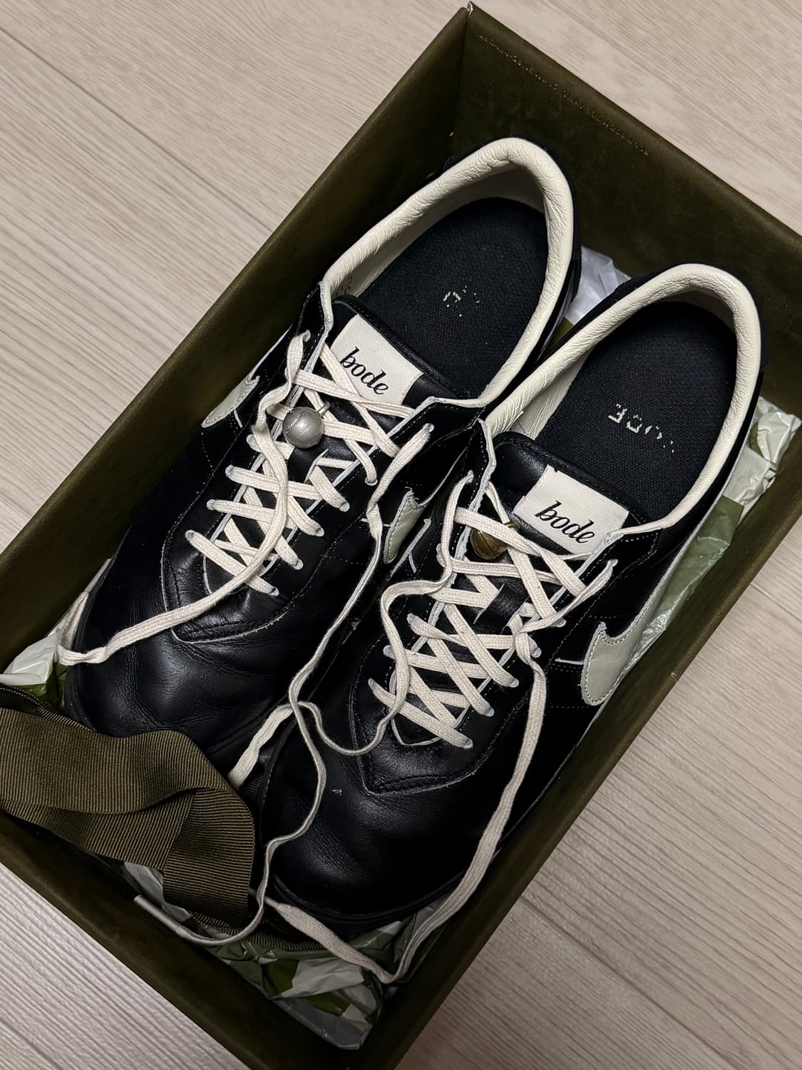 나이키 x 보디 아스트로그래버 SP 블랙 앤 코코넛 밀크 285mm 상품이미지1