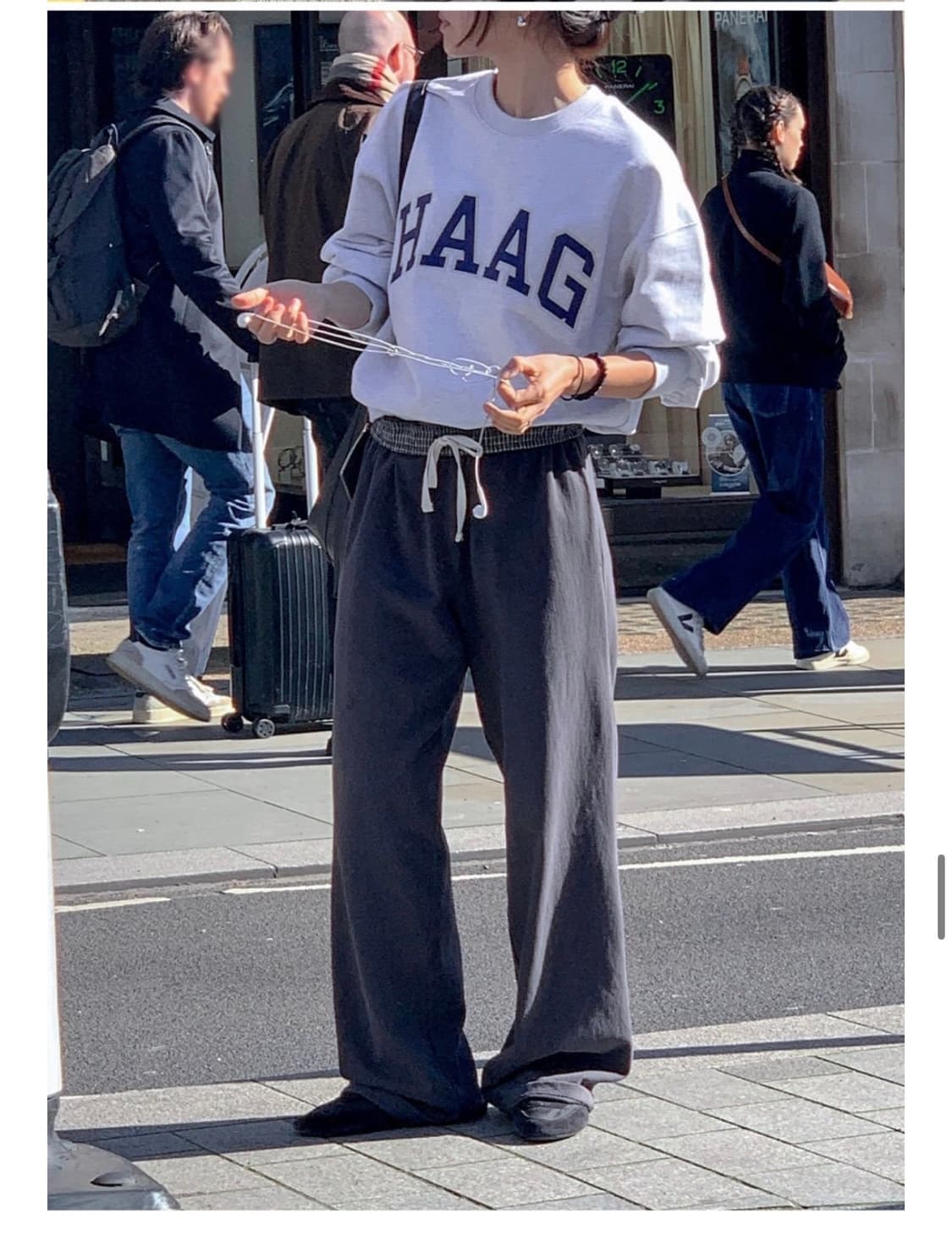 haag 헤이그 벌쓰데이 맨투맨  상품이미지1