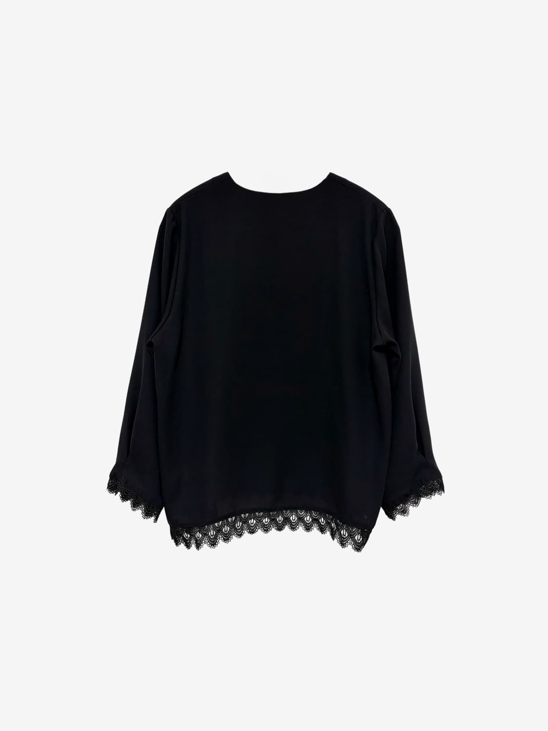 Lace Hem Round Neck Blouse – Black 상품이미지7