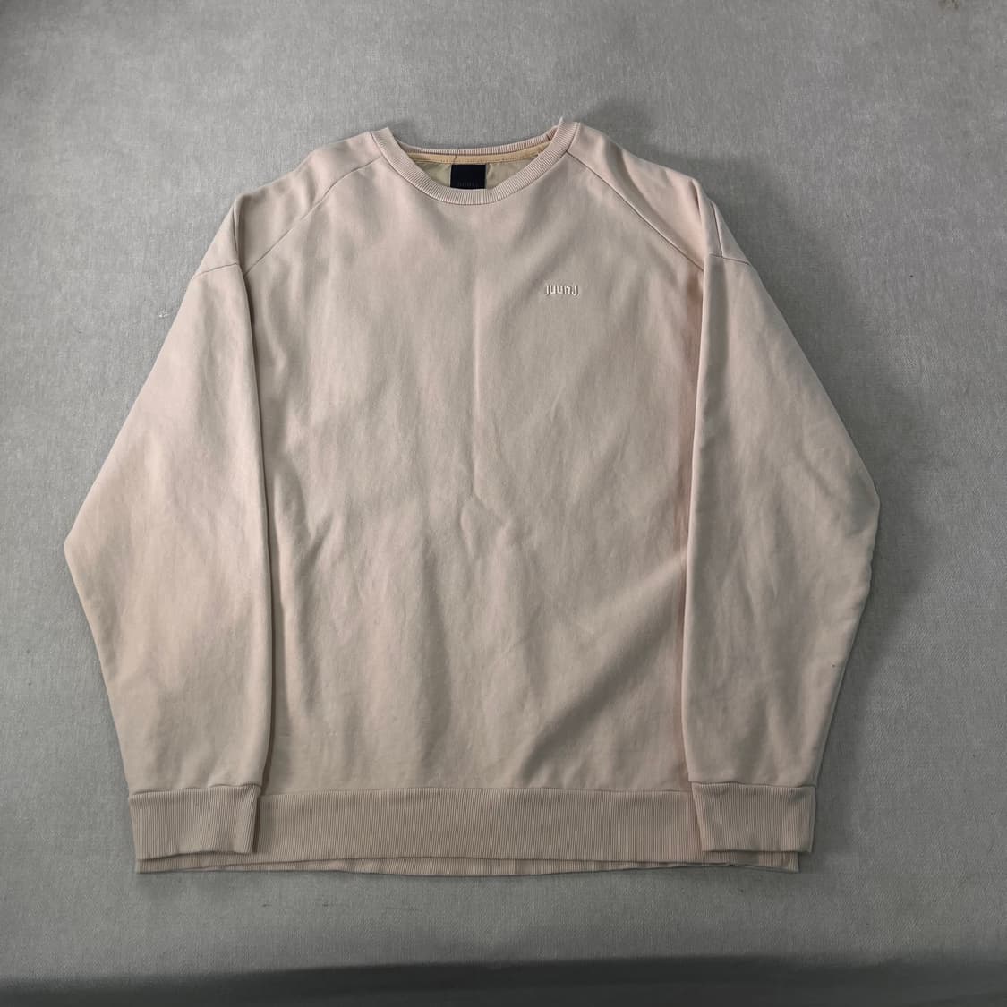 105 준지 20FW 엠브로이더리 맨투맨 상품이미지2