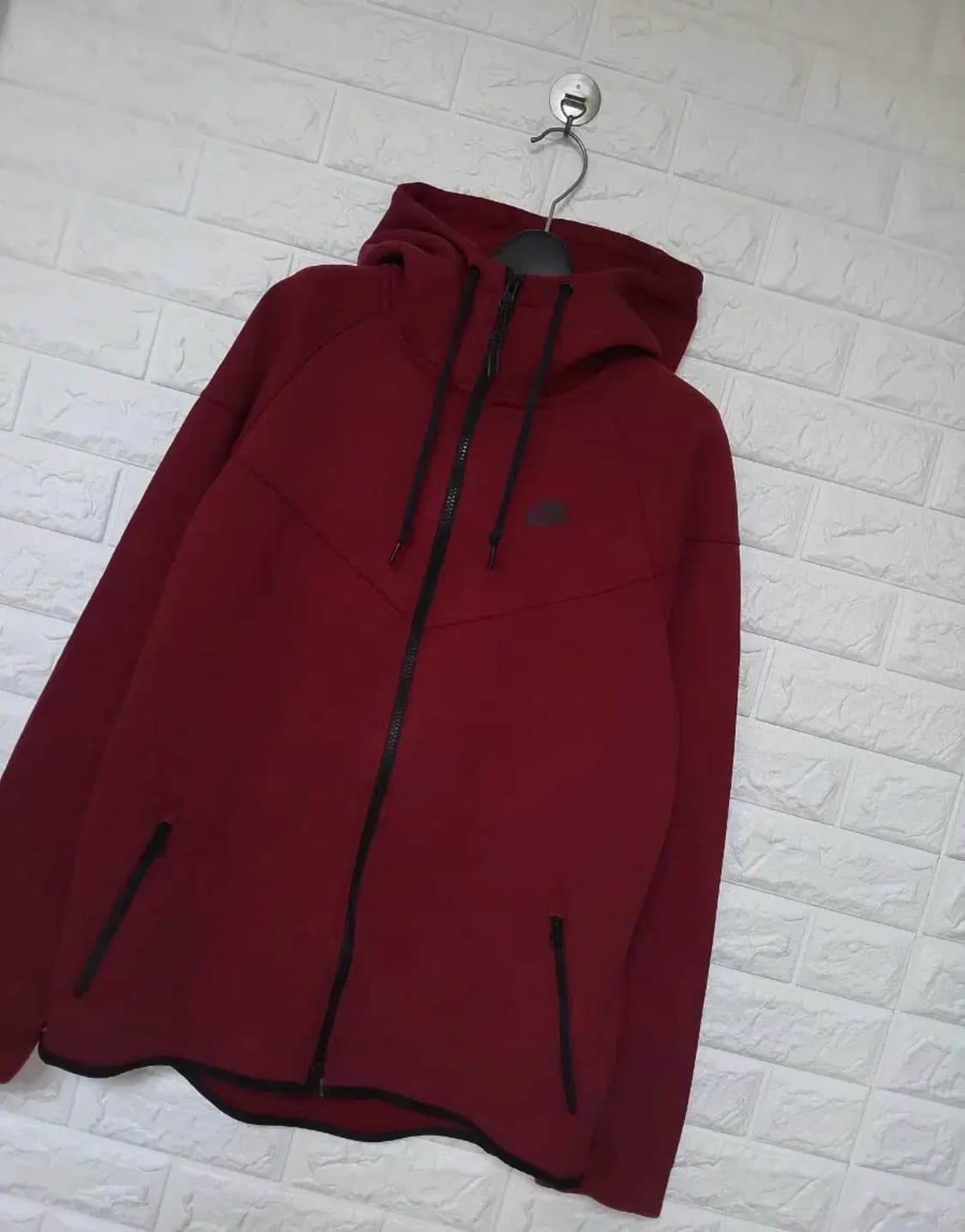 (라이즈 소희 착용) 나이키 테크팩 버건디  상품이미지2