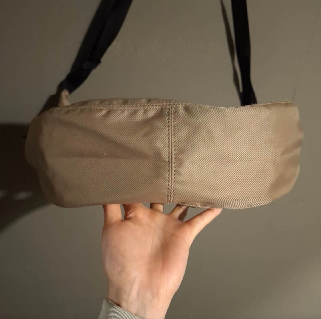 포터 라운드 숄더 S 베이지 상품이미지3