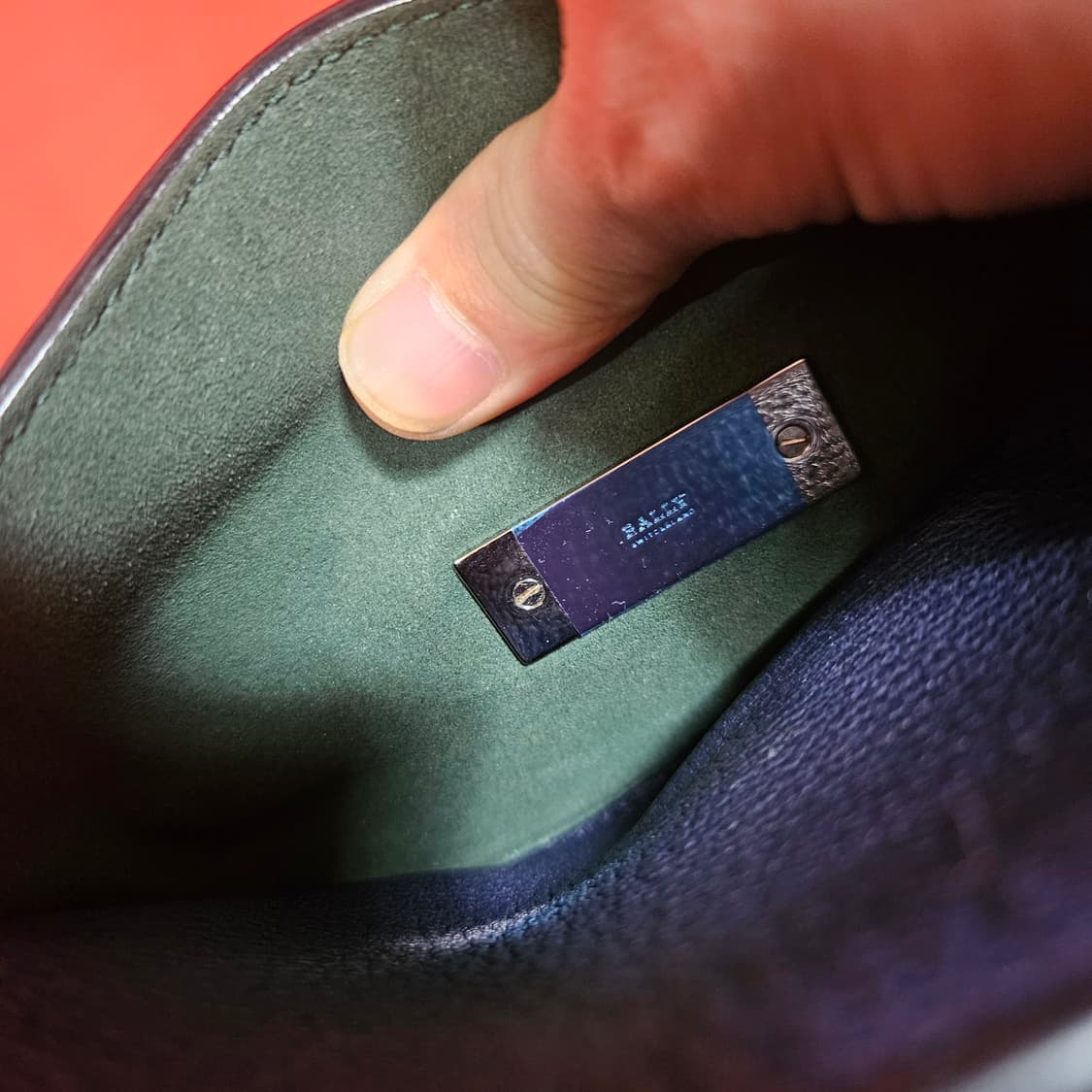 발리(BALLY) SUZY 실버 체인 크로스백 24 x 23 x 7 상품이미지9