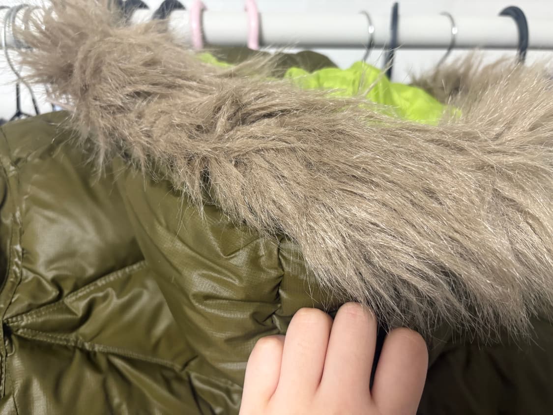 아디다스 카키 퍼 숏패딩 상품이미지3