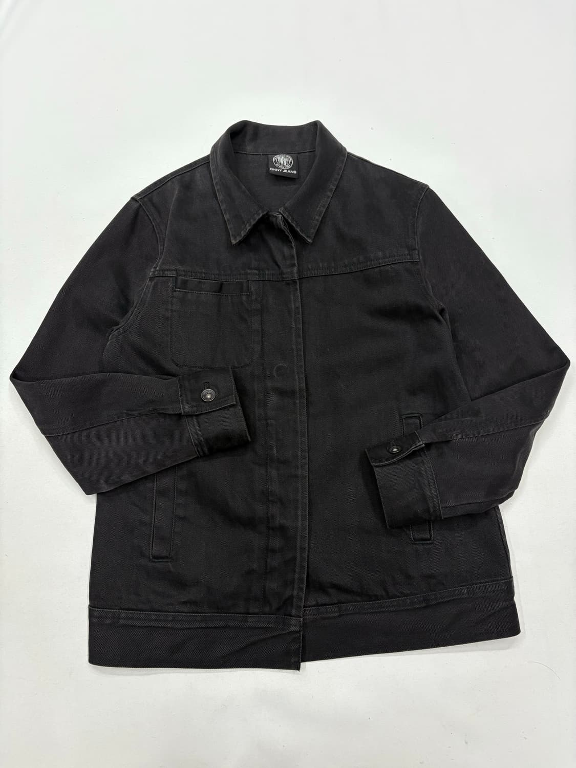 DKNY 트러커 흑청 포켓 데님 자켓 상품이미지4