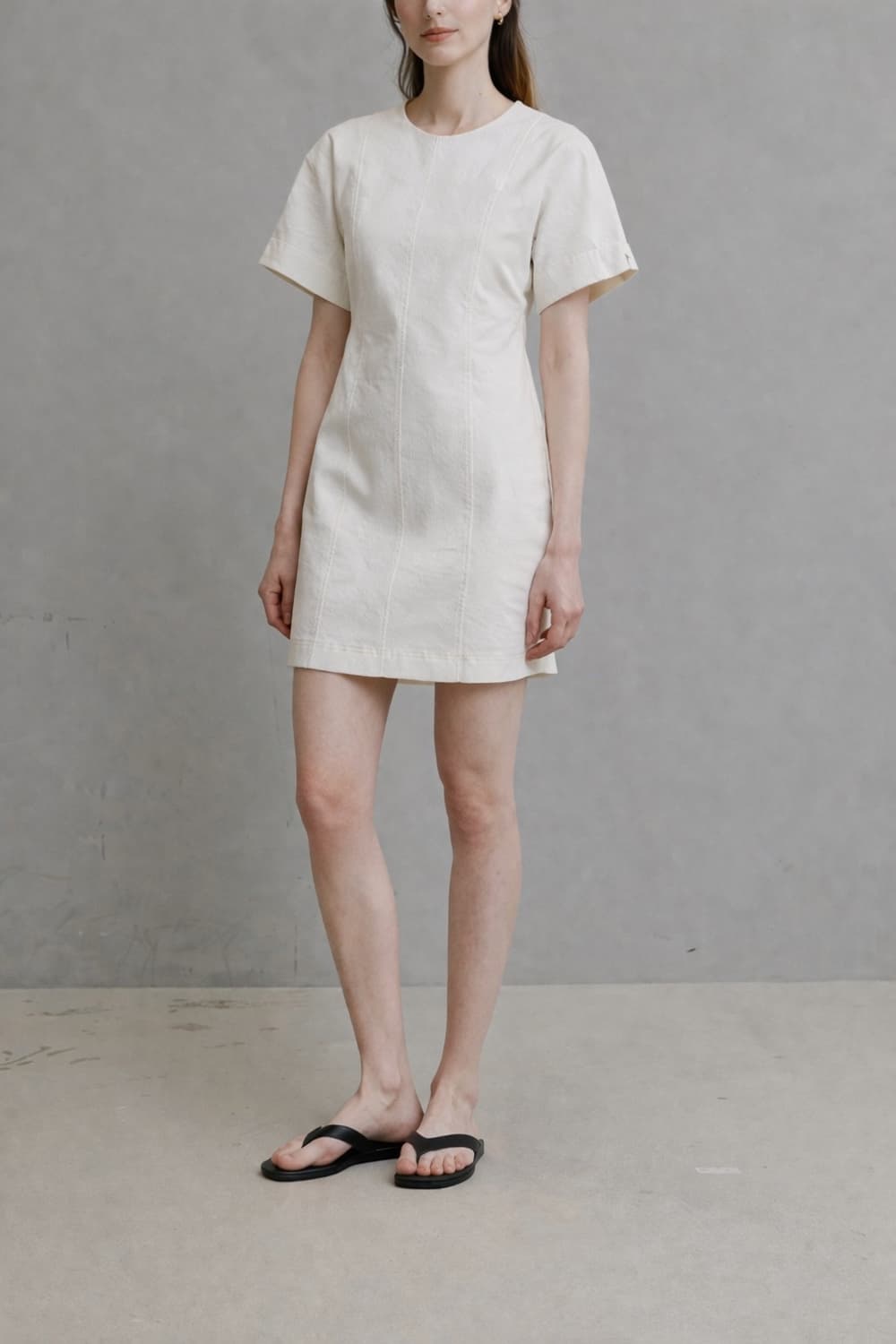 앤아더스토리즈 화이트 데님 미니 드레스 EU 38 상품이미지1