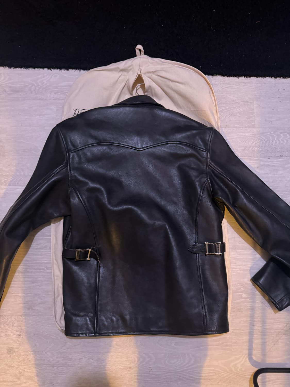 데우스 가죽자켓 판매합니다! (새상품) 약간 색바램 상품이미지2