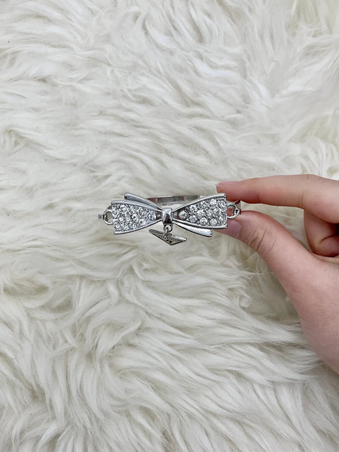 게스 갸루 리본 큐빅 팔찌 상품이미지2