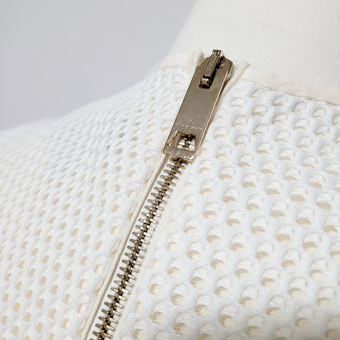 버버리 펀칭레이스 플레어 원피스 (55) 상태최상 상품이미지6