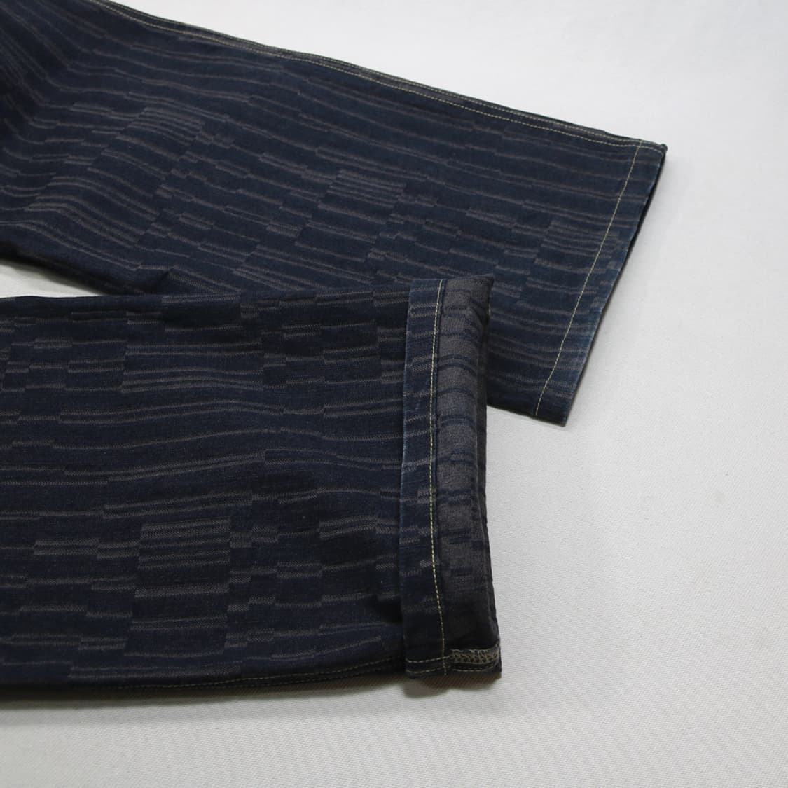 (착용컷) santafe 패턴 팬츠 (남성용 34) 상품이미지10