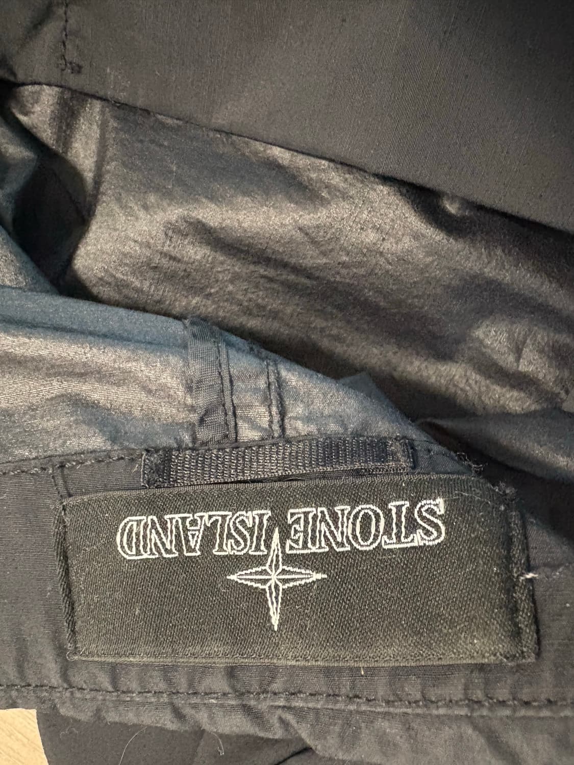 스톤아일랜드 쉐도우프로젝트 나슬란 라이트 와트로 코트 상품이미지4