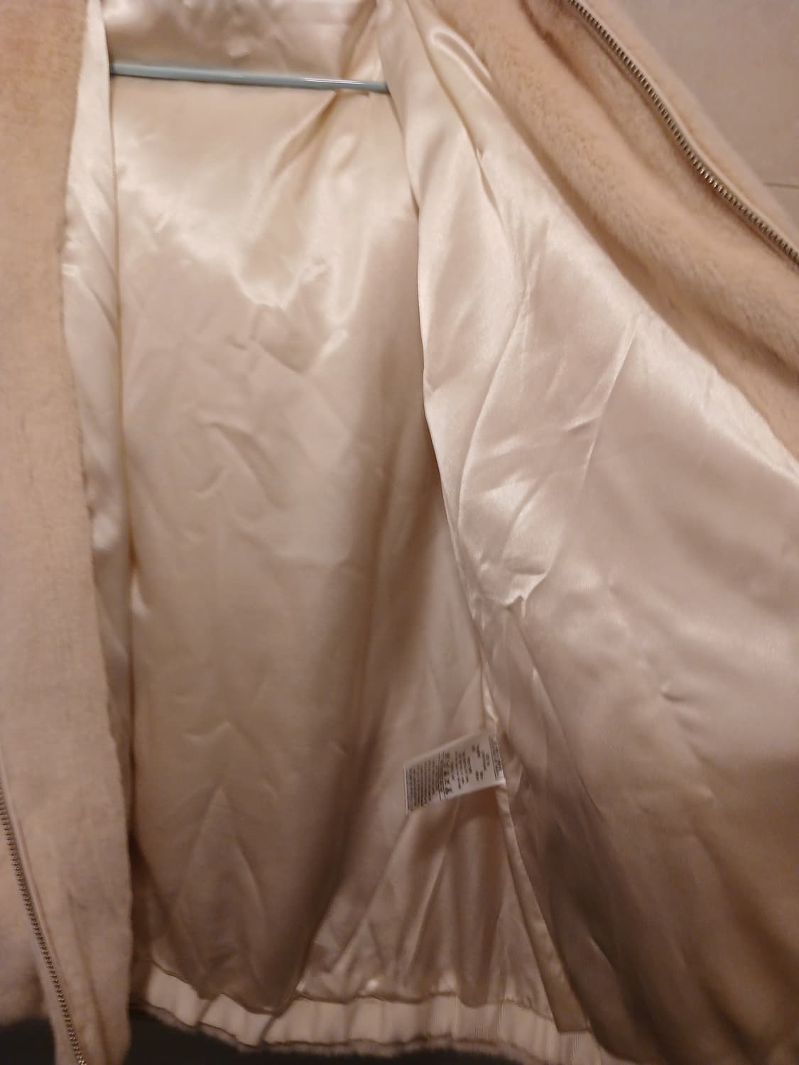 룸나인 정품 여성 후드 퍼자켓 66 사이즈 상품이미지4