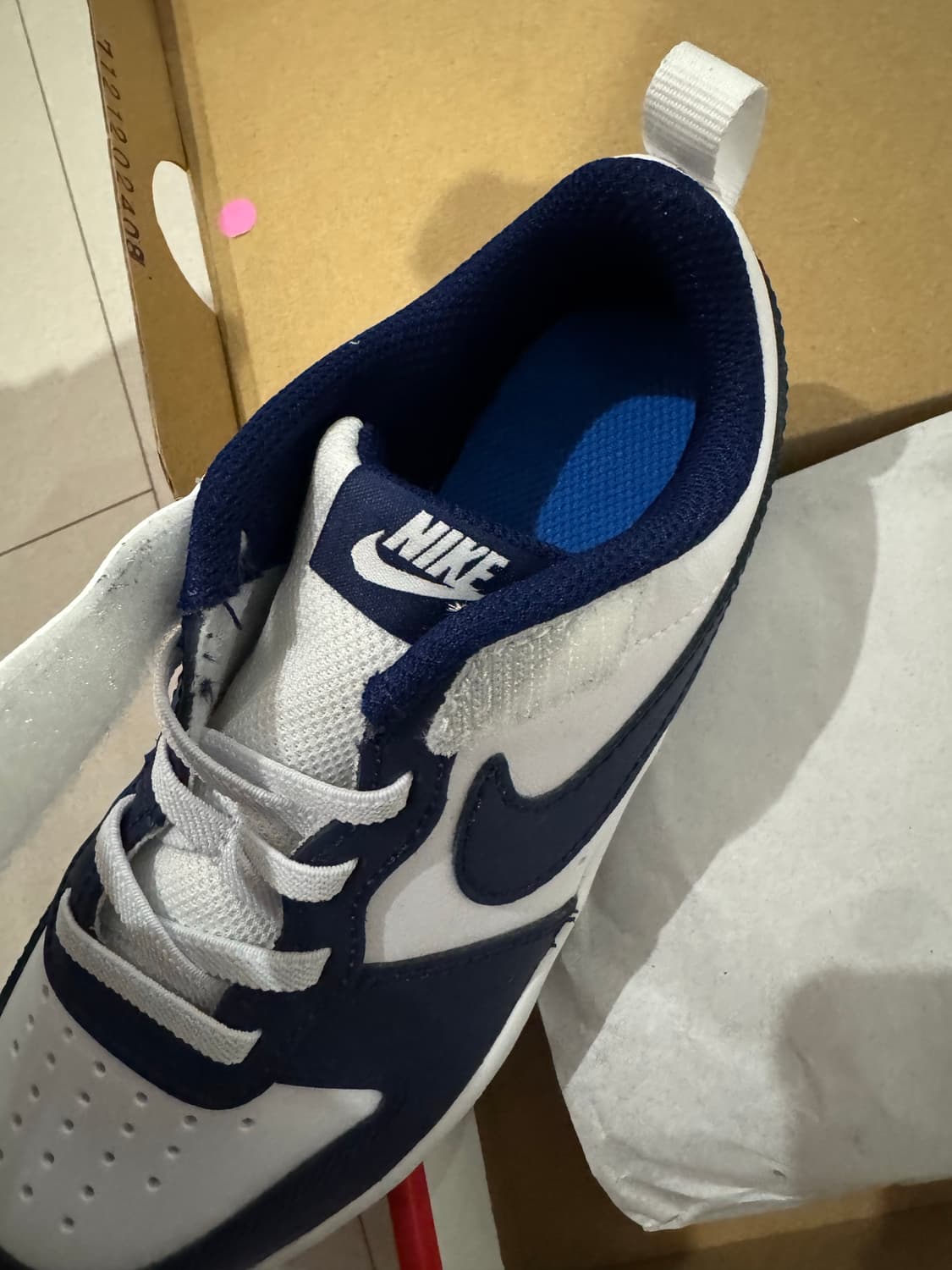 나이키 키즈 운동화 (코트버로우) 상품이미지3