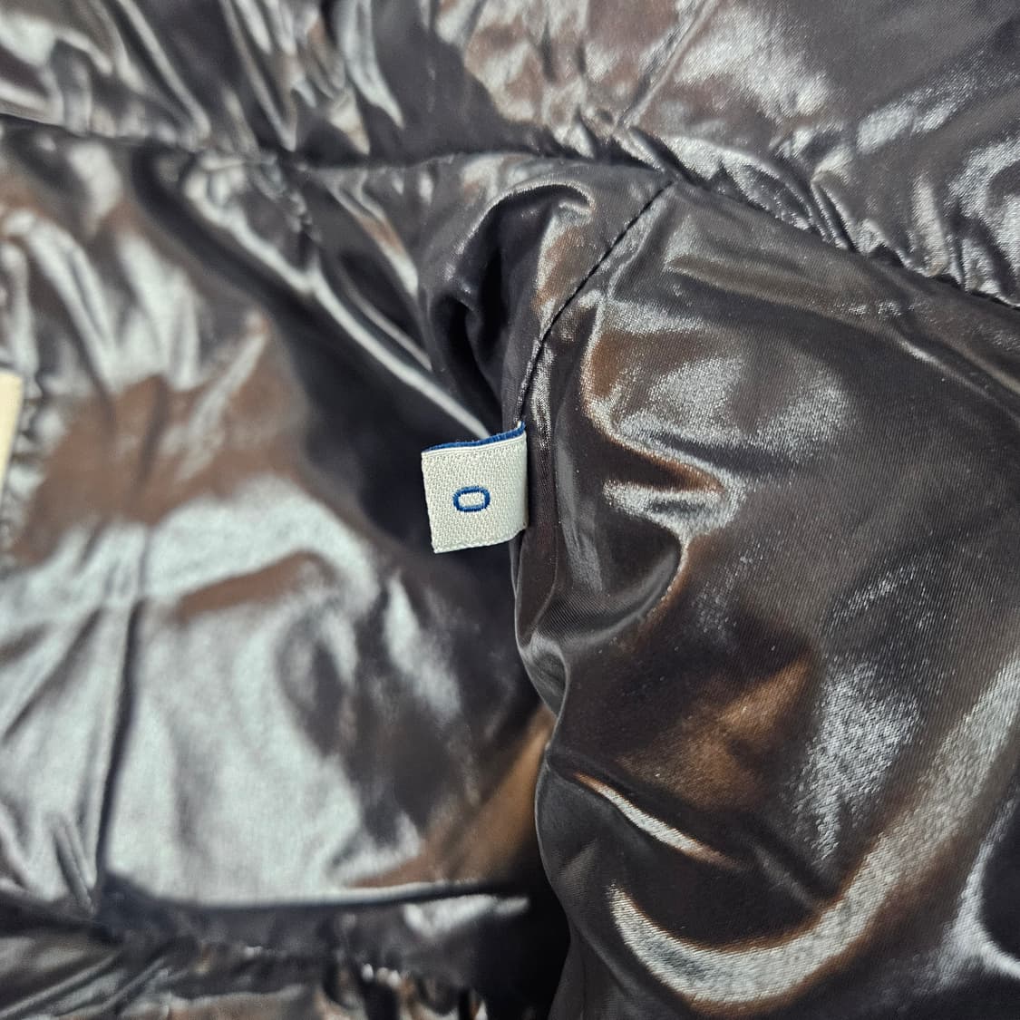 몽클레어(MONCLER) 20fw 모야돈스 유광 패딩 0 size 상품이미지7