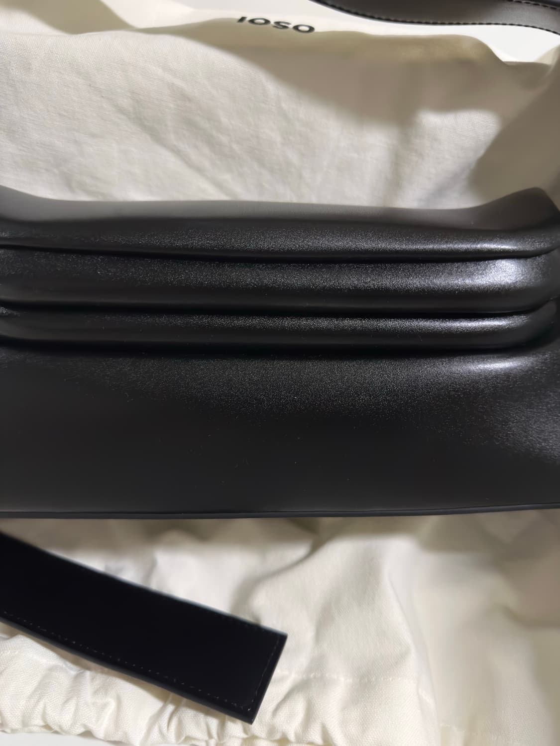 오소이 폴더 브로트 숄더백 블랙 새상품 상품이미지2