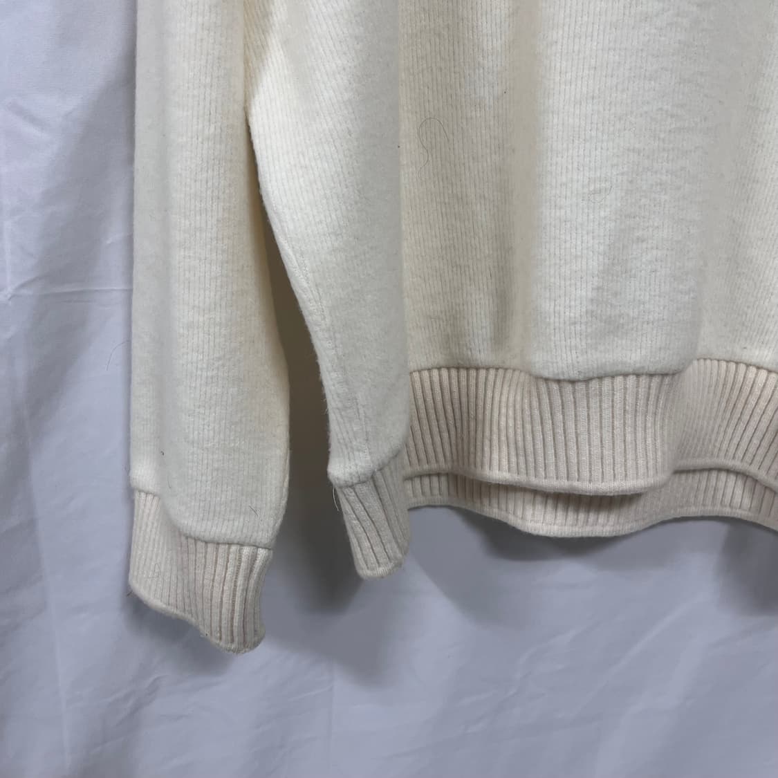 [한섬] 시스템옴므 울 혼방 크루넥 니트 상품이미지4