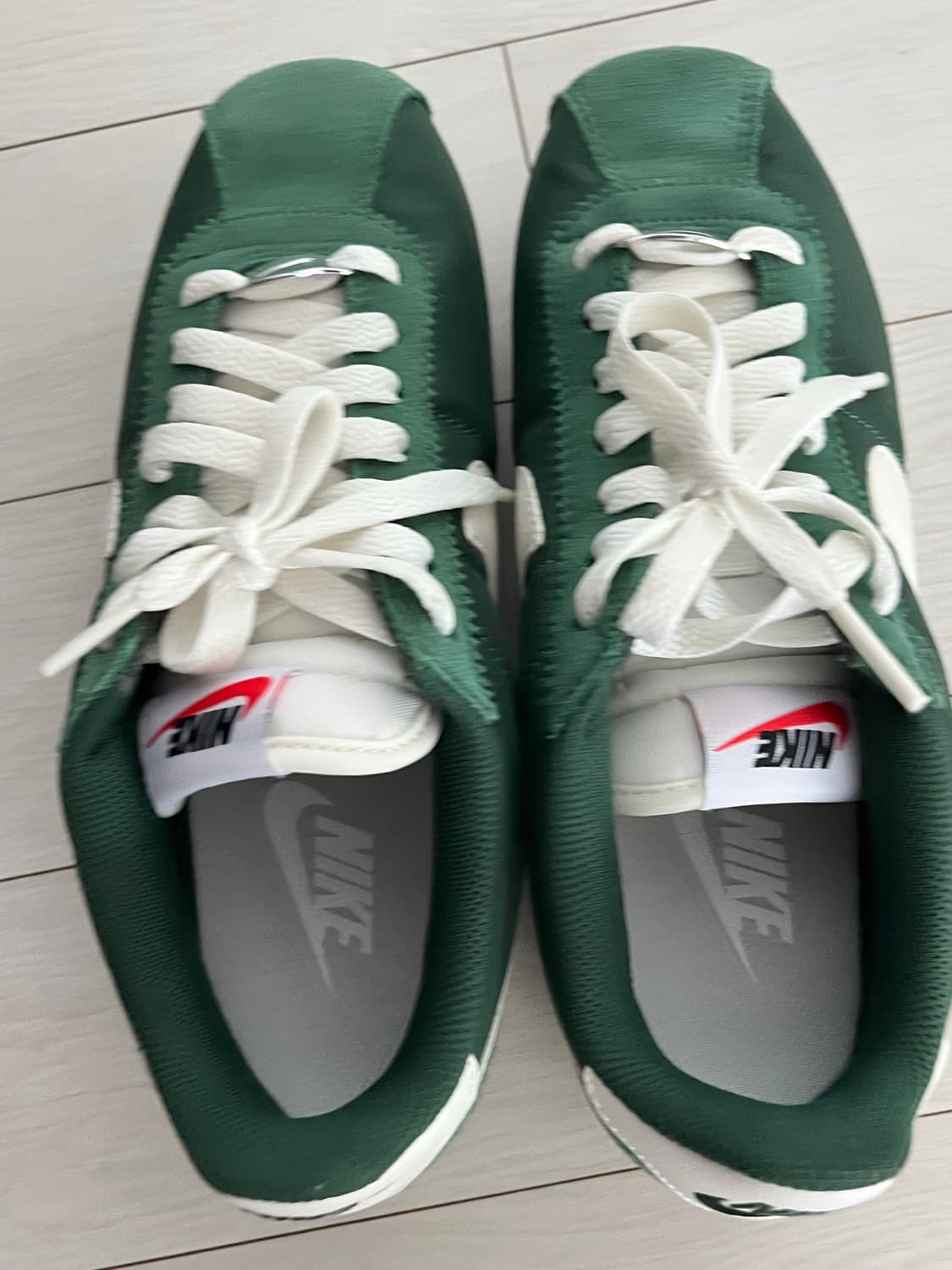 나이키 코르테즈 그린 우먼스  DZ2795-300 240사이즈 상품이미지4