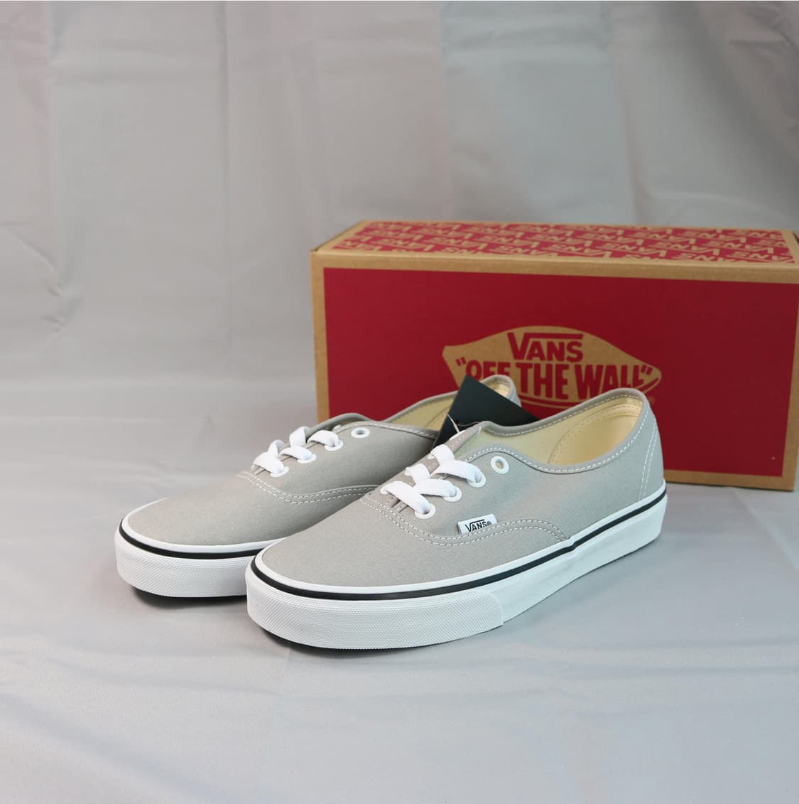 반스Vans 어센틱 얼티밋 그레이 285 (미개봉) 상품이미지1