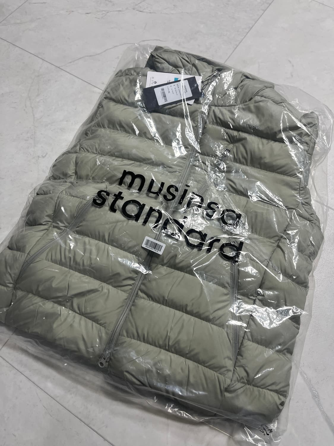 무신사 스탠다드 시티 레저 후디드 라이트 다운 피스타치오 상품이미지4