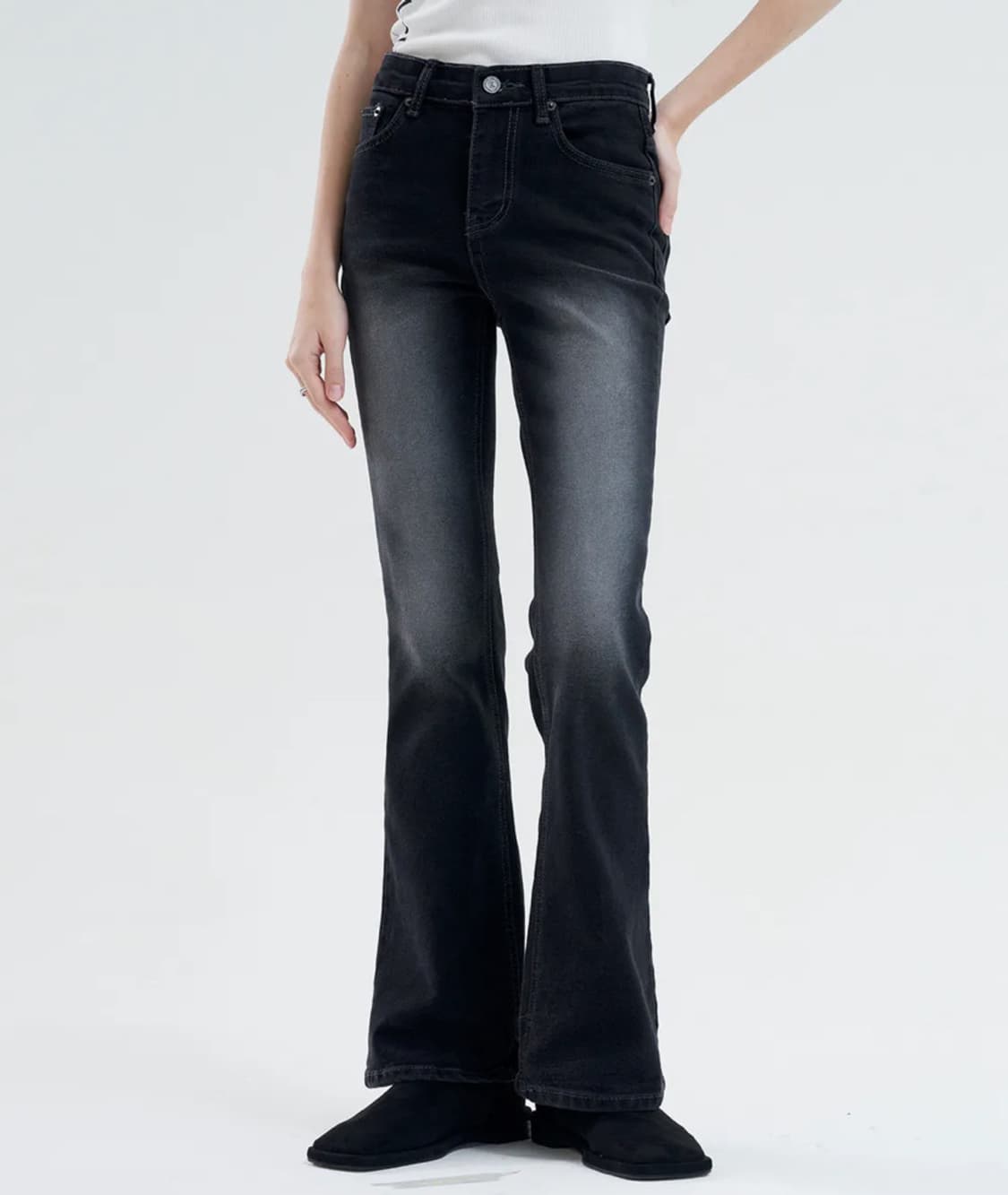 밀리언코르 7163 캣 브러쉬 흑청 스판 블랙 부츠컷 데님팬츠 상품이미지2